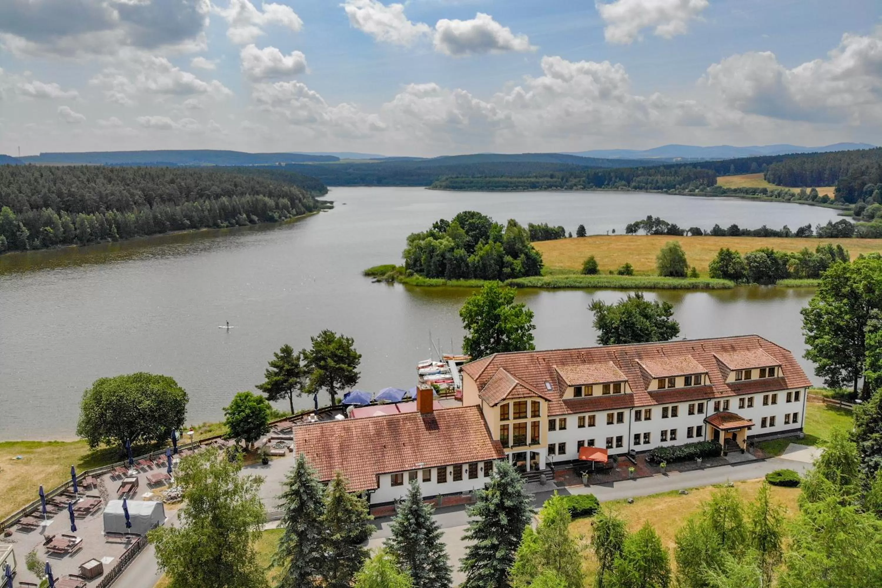 Property building, Bird's-eye View in Riverdam