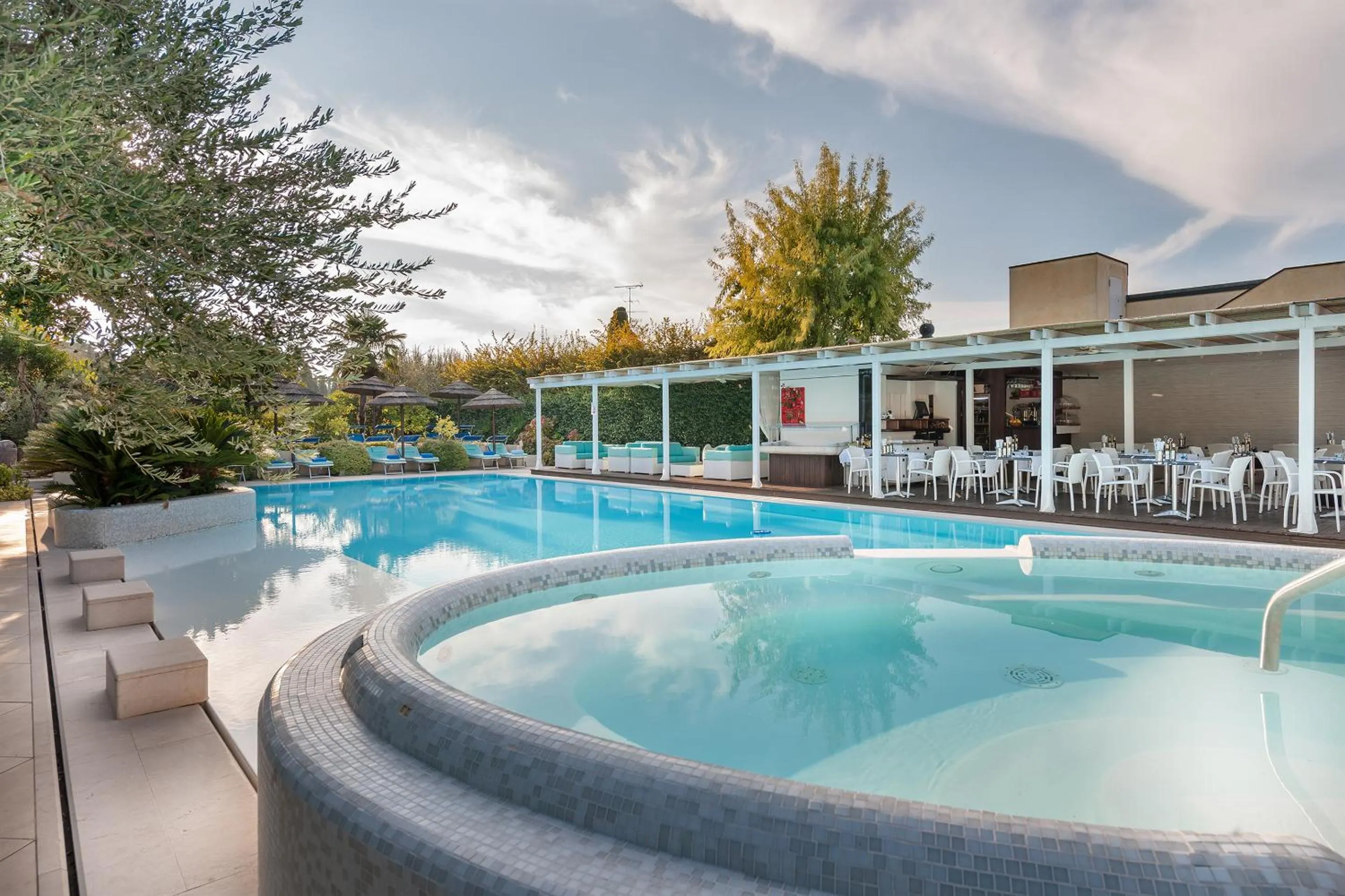 Restaurant/places to eat in Olivi Hotel & Natural Spa