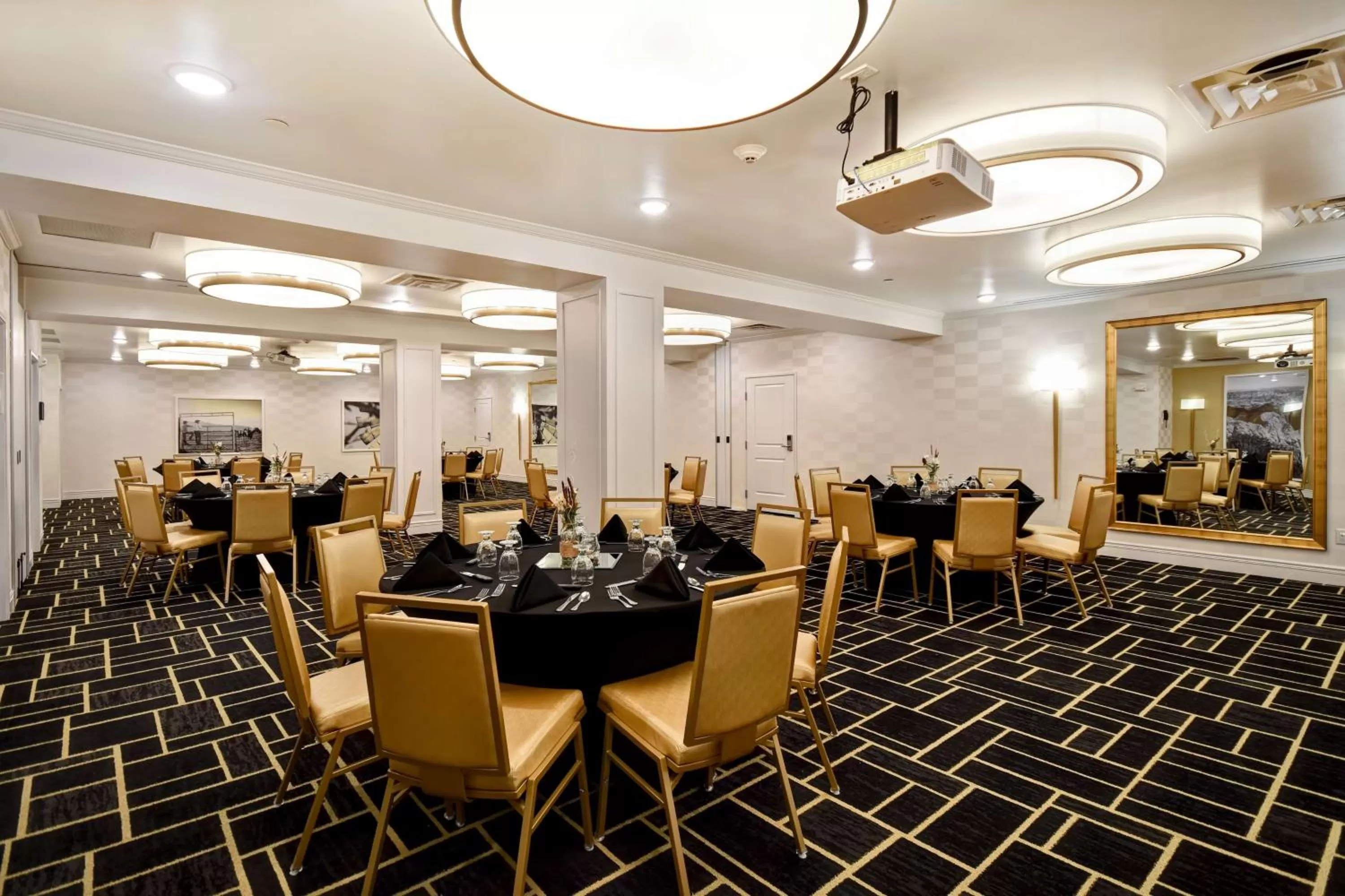 Meeting/conference room in DoubleTree by Hilton Deadwood at Cadillac Jack's