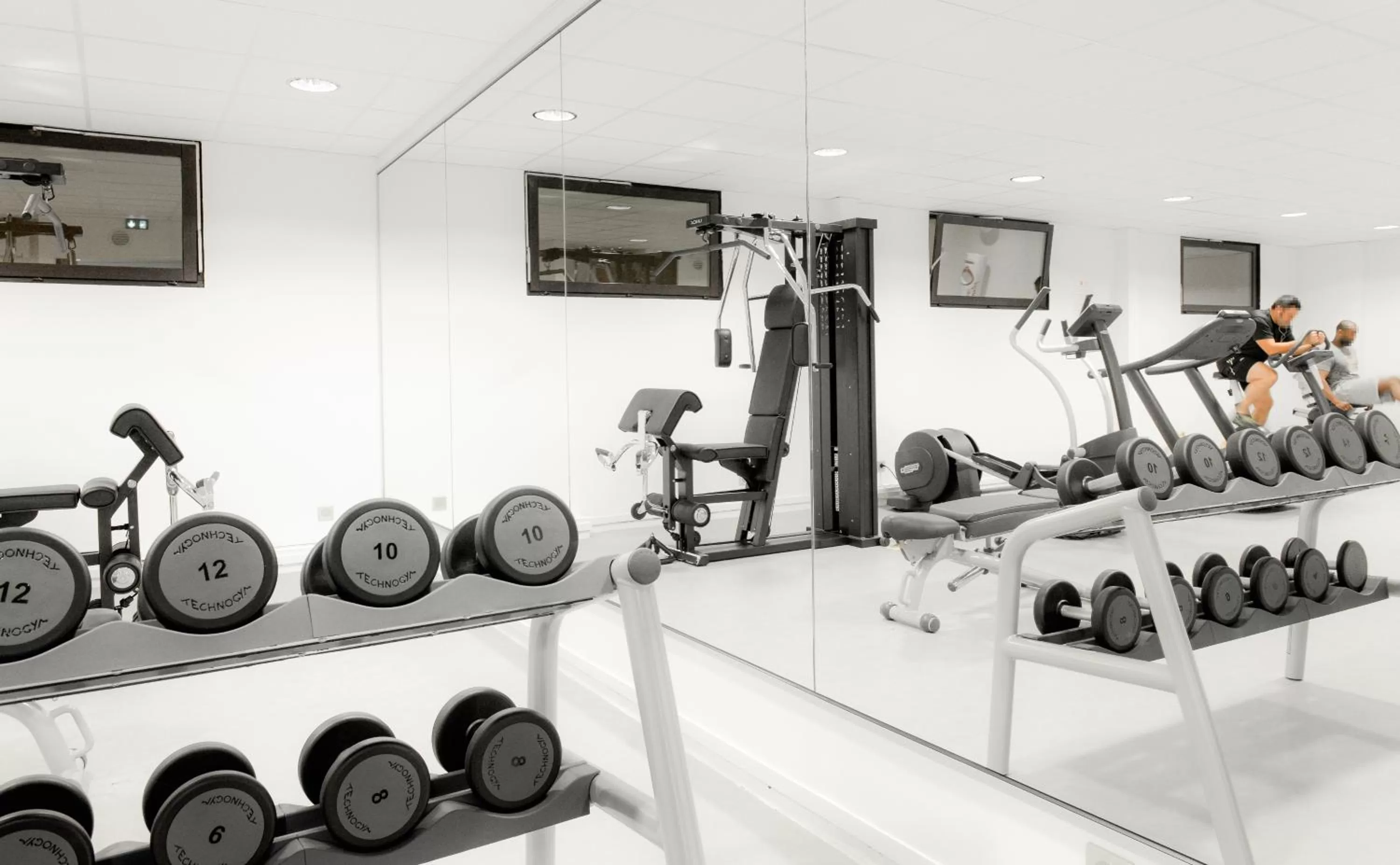 Fitness centre/facilities in IBIS Port de plaisance