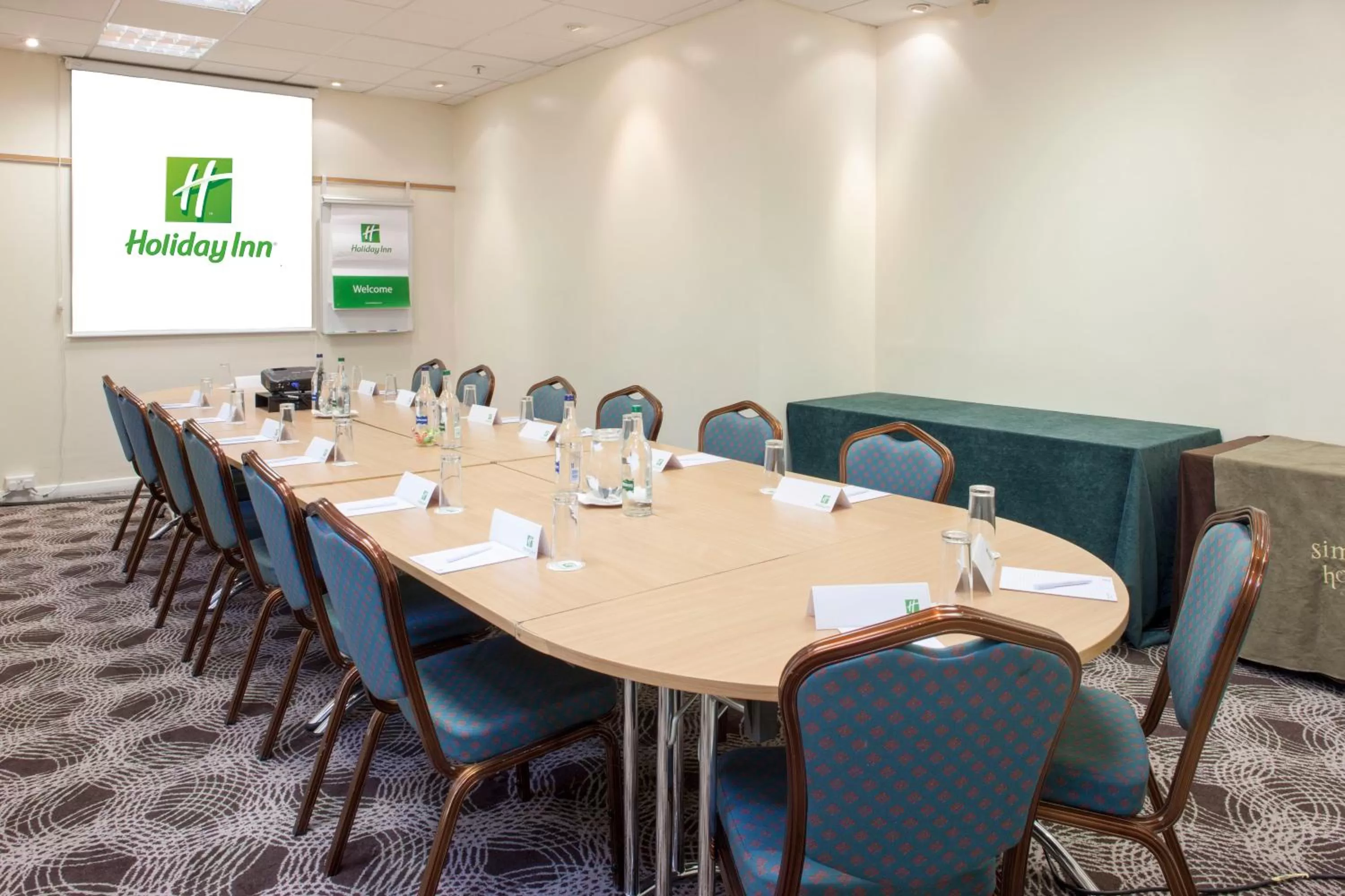 Meeting/conference room in Holiday Inn Leamington Spa - Warwick by IHG