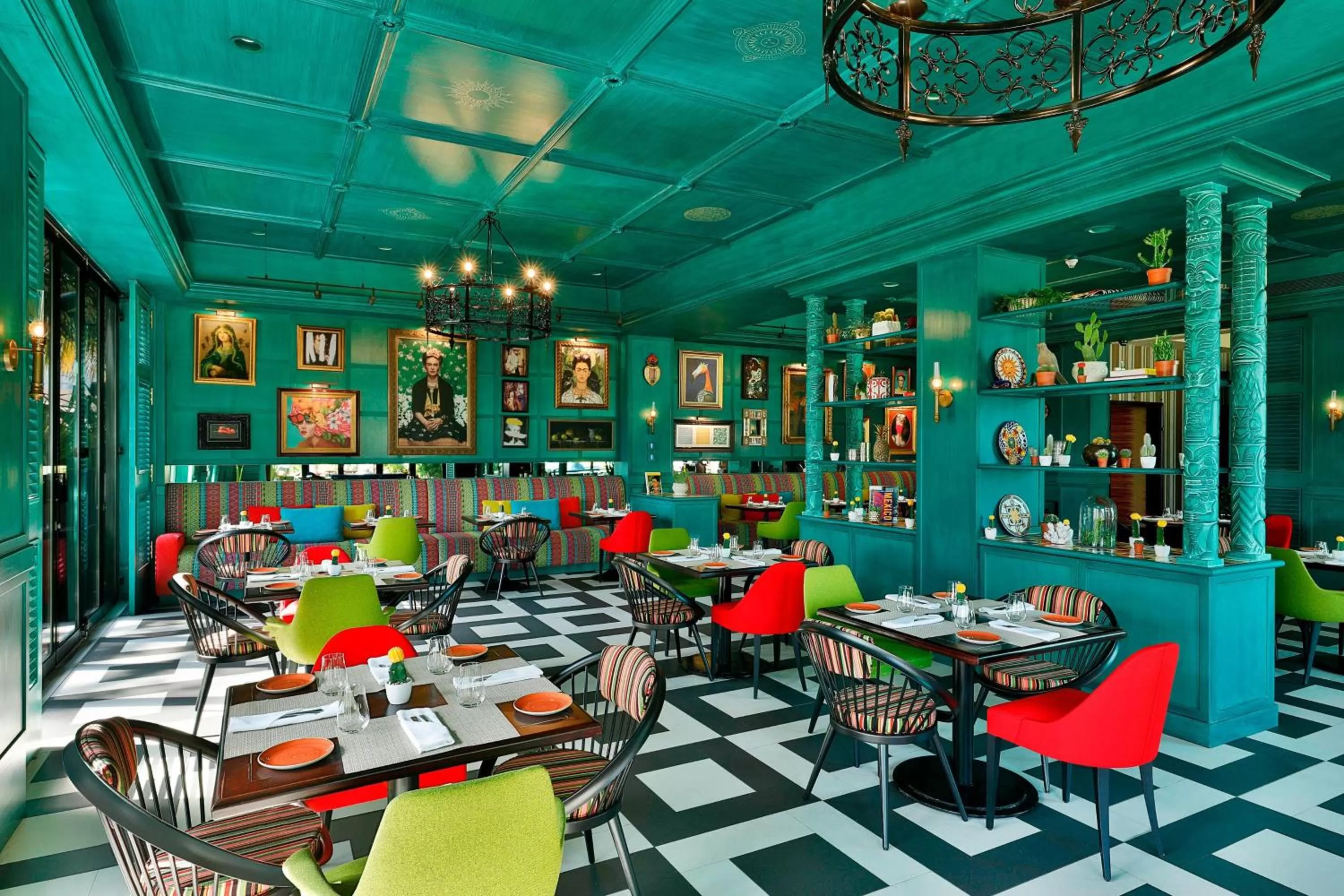 Restaurant/places to eat in The Ritz-Carlton, Bahrain