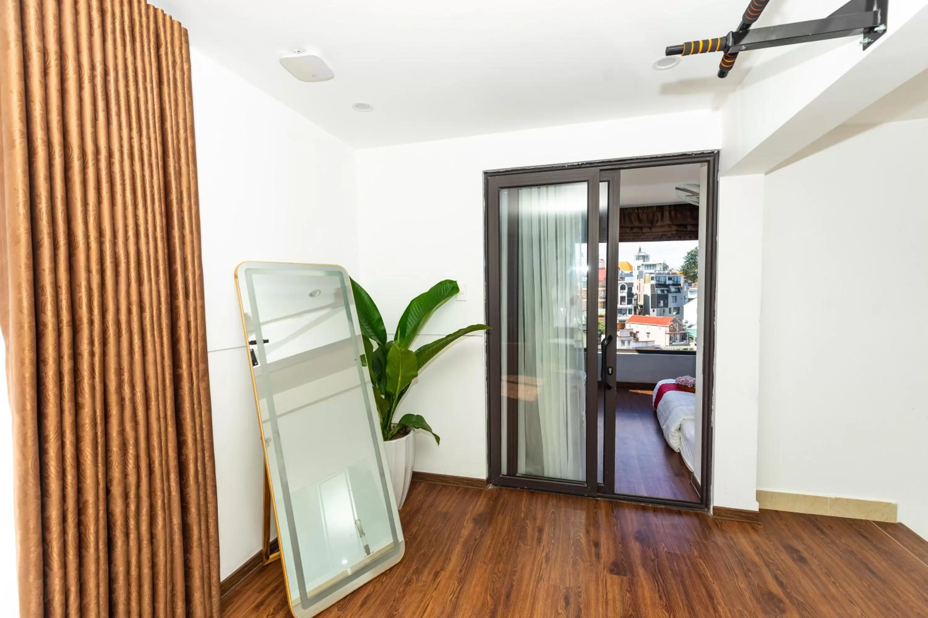 Fitness centre/facilities in Ngàn Phố Studio & Love Hotel