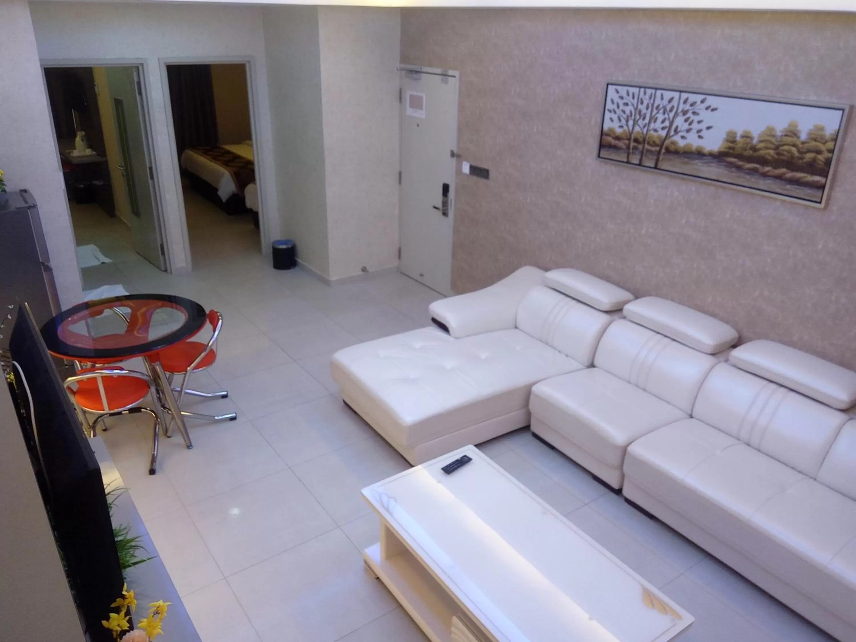 Seating Area in Golden Leaves Hotel