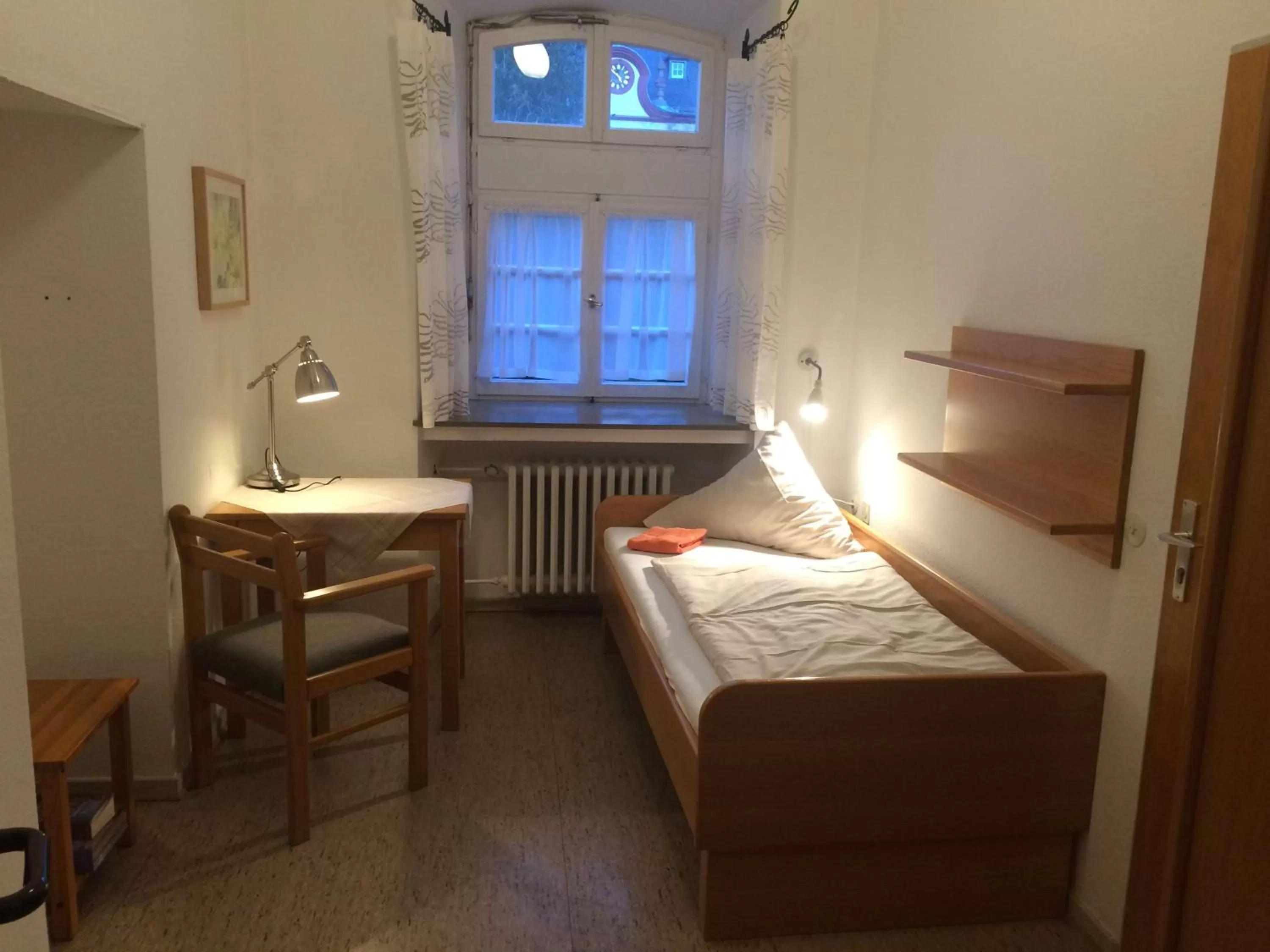 Bedroom in Kloster Steinfeld Gästehaus