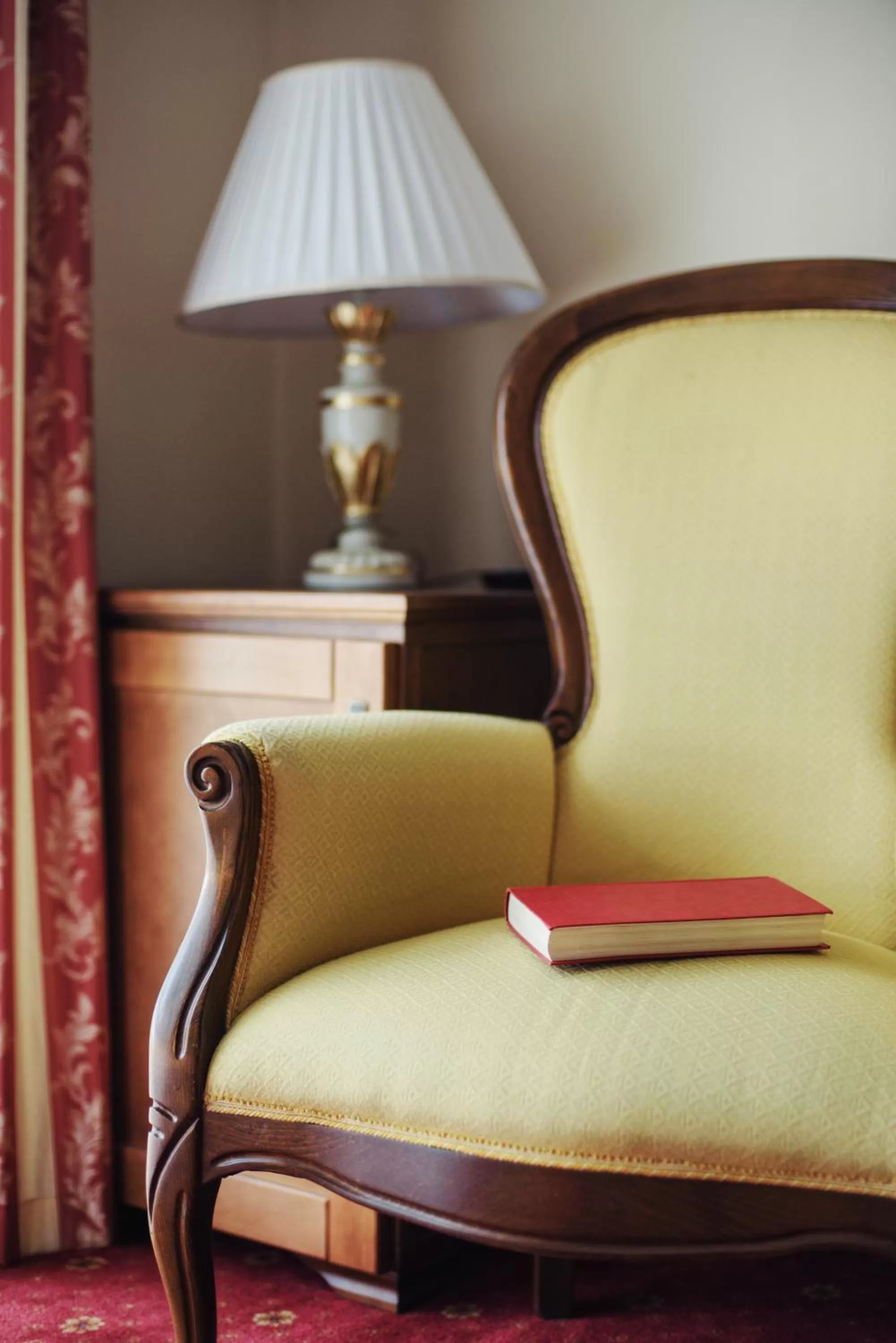 Living room, Seating Area in Lila Medical SPA