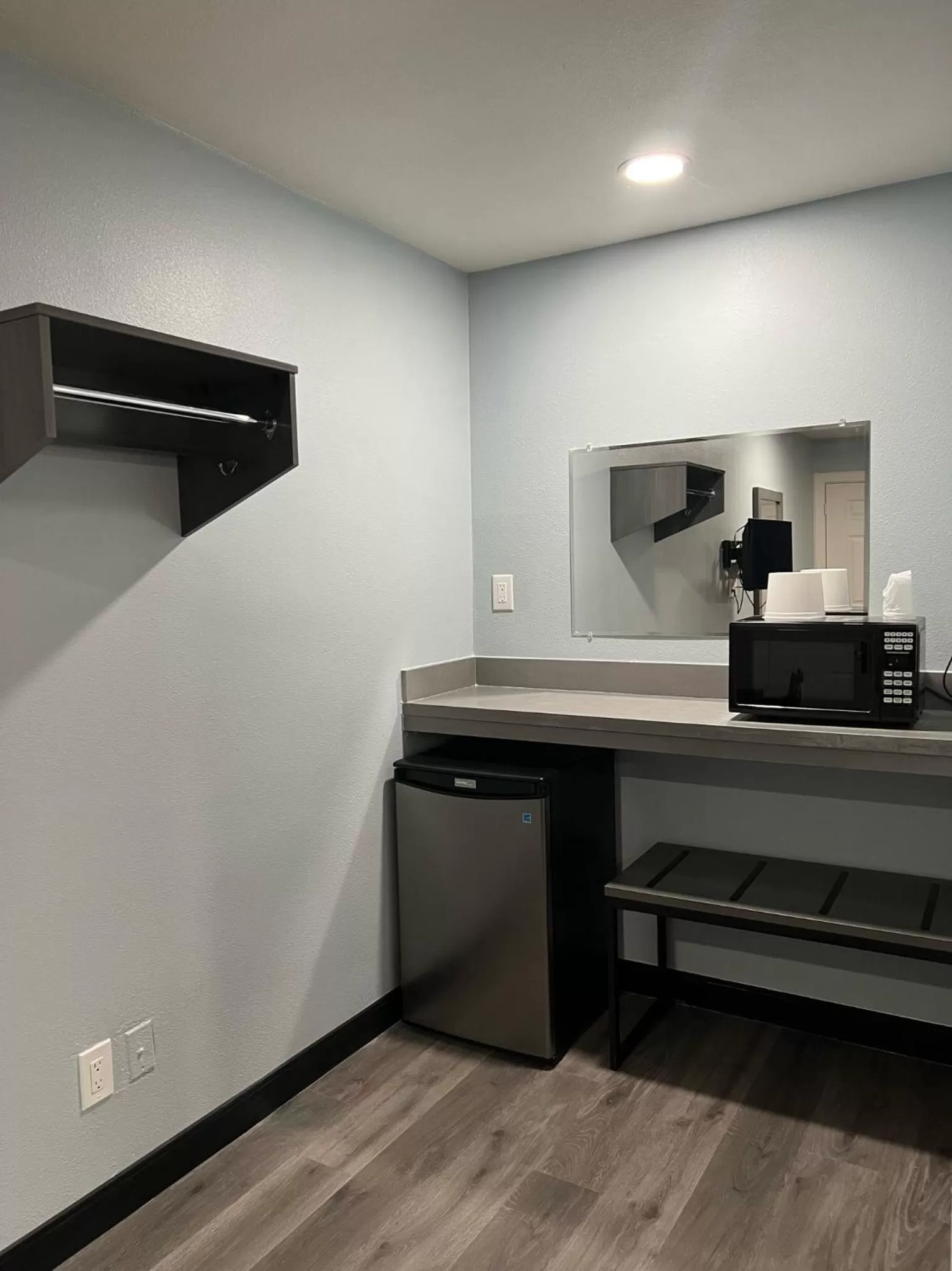 minibar in Travel Inn Gilroy