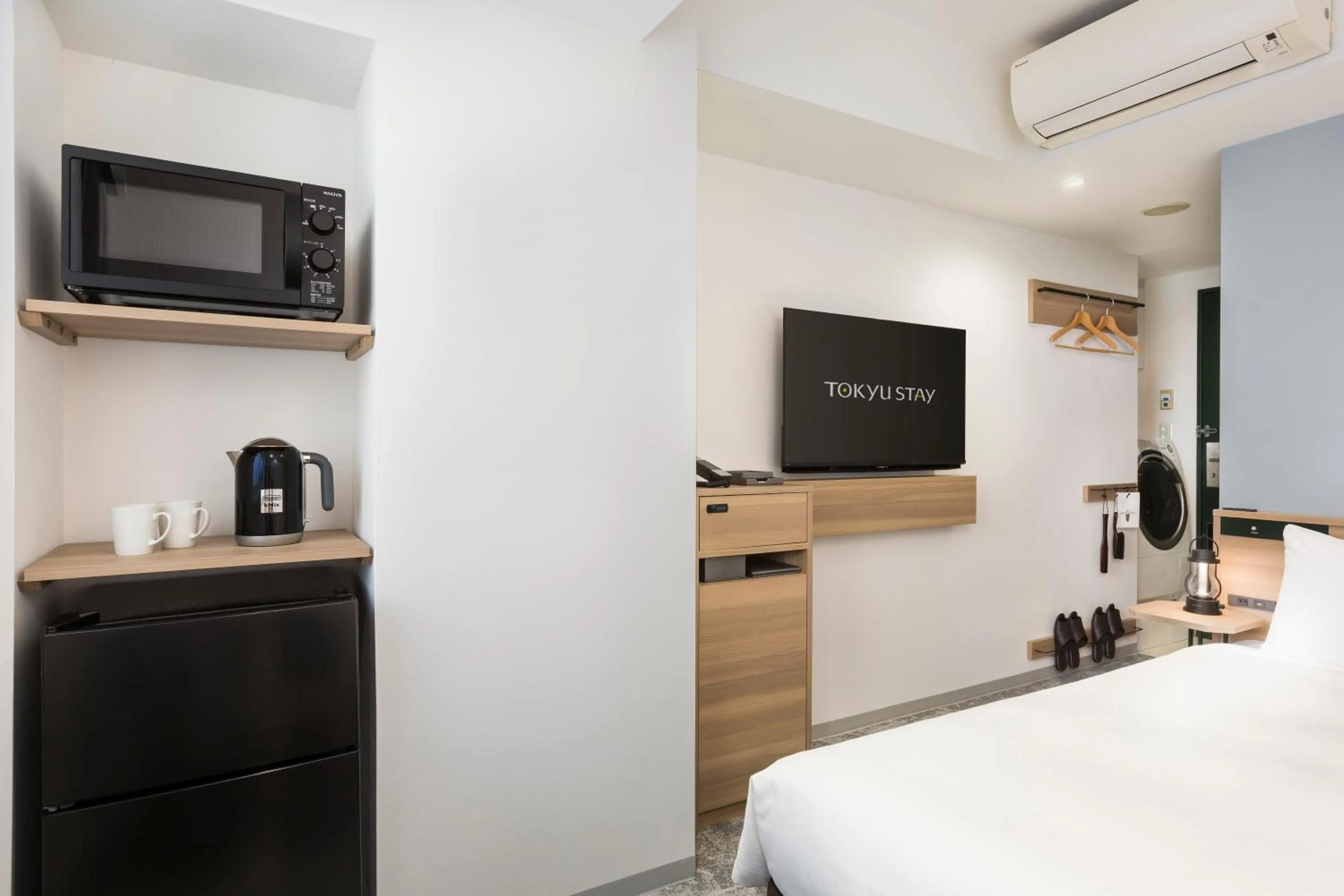 TV and multimedia, Bed in Tokyu Stay Shibuya Shin-Minamiguchi