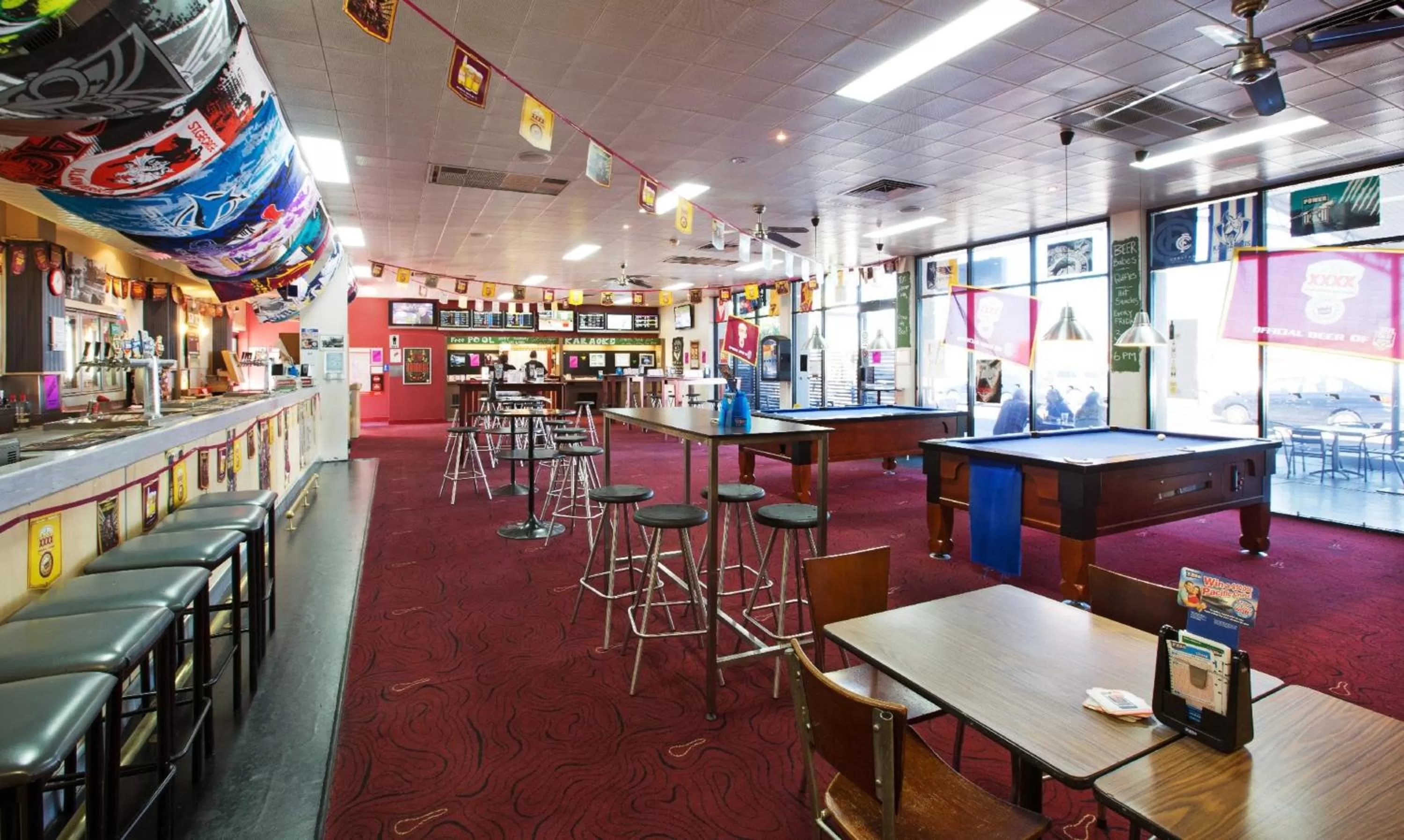 Lounge or bar in Nightcap at Camp Hill Hotel