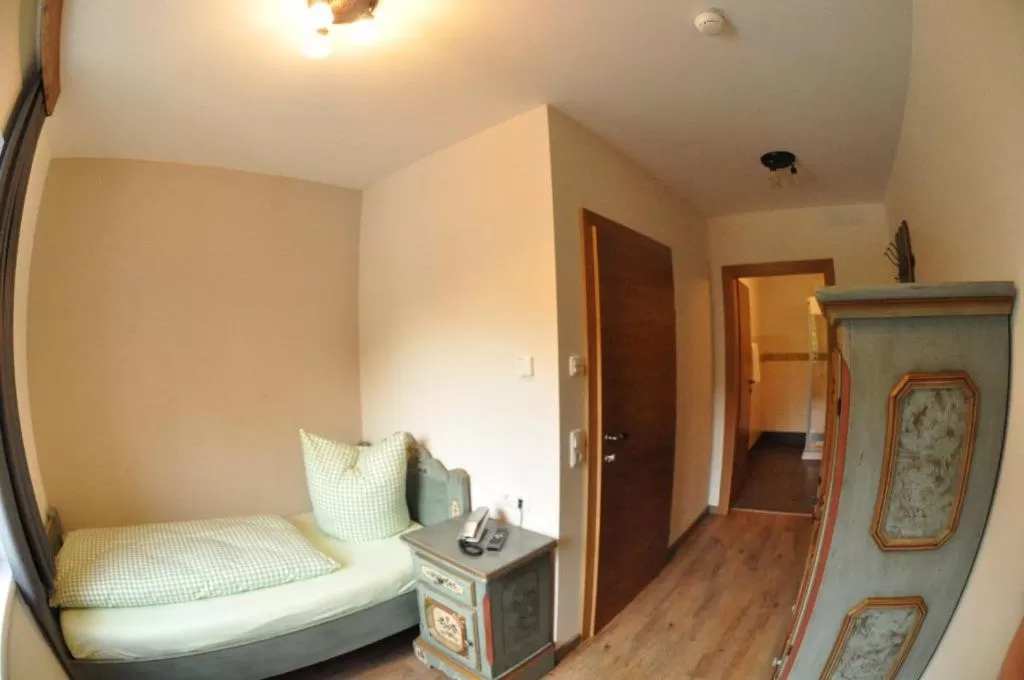 Single Room - single occupancy in Hotel zum Urviech -Erwachsenenhotel-