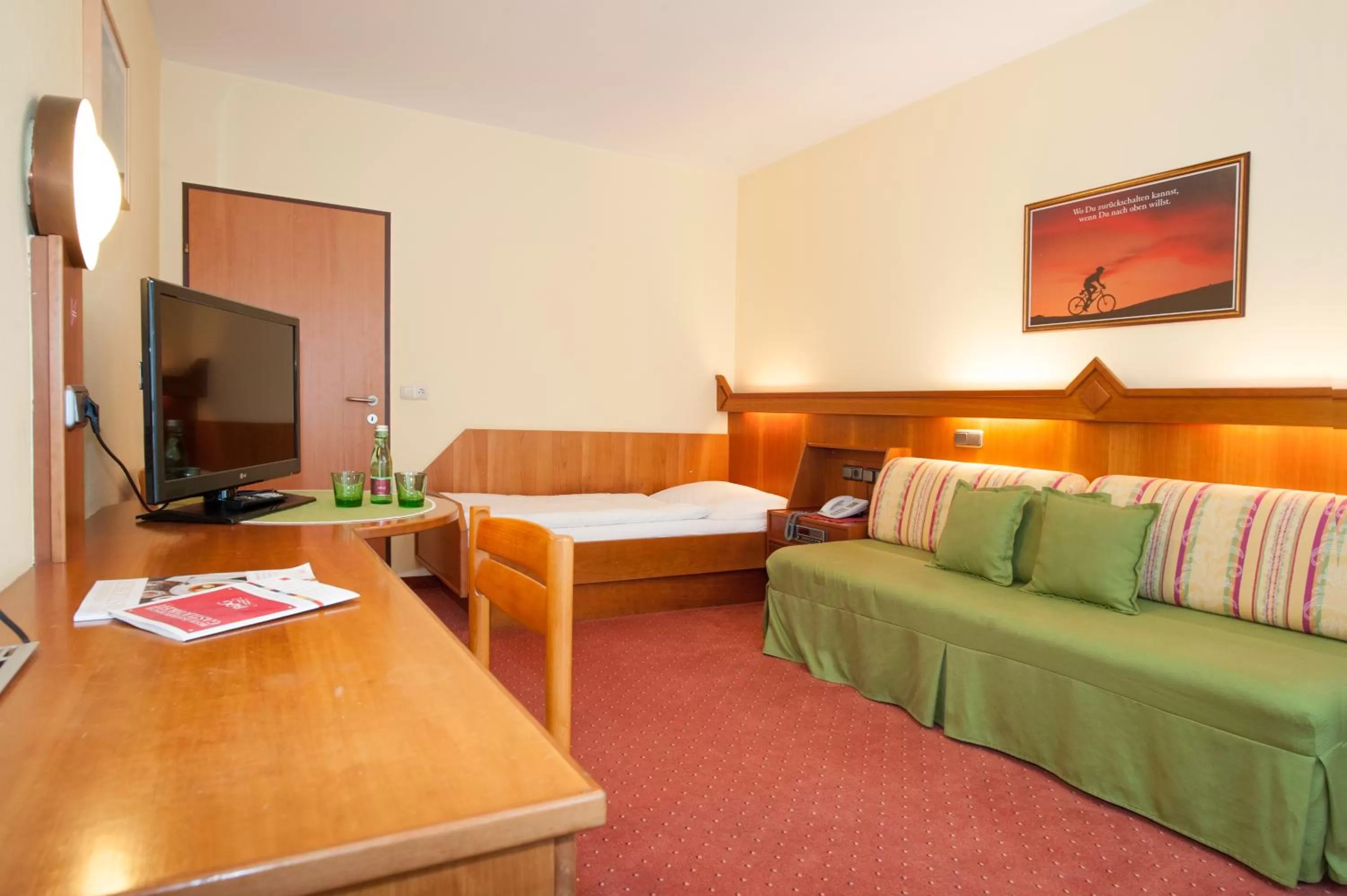 Photo of the whole room, Bed in Hotel zur Post