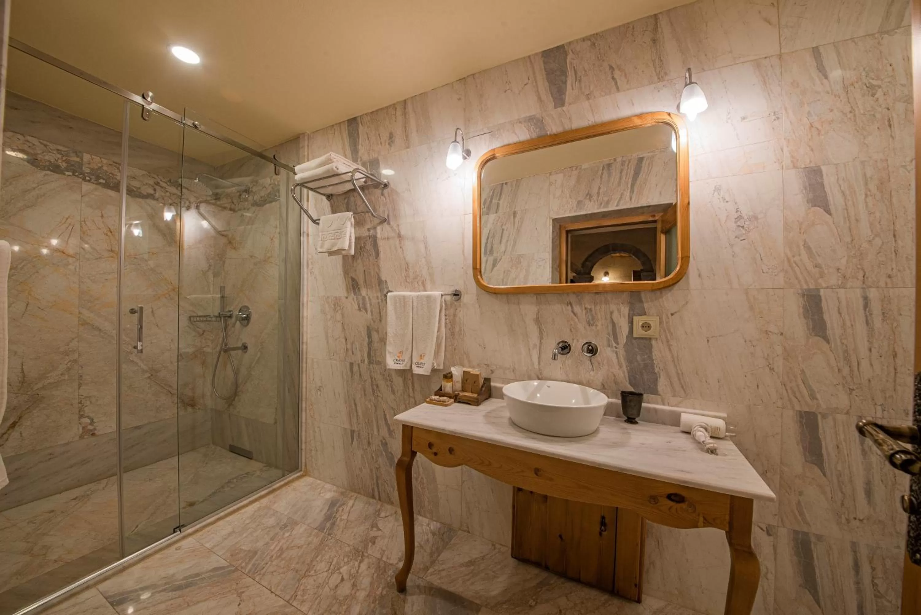 Shower in Cratus Stone Palace