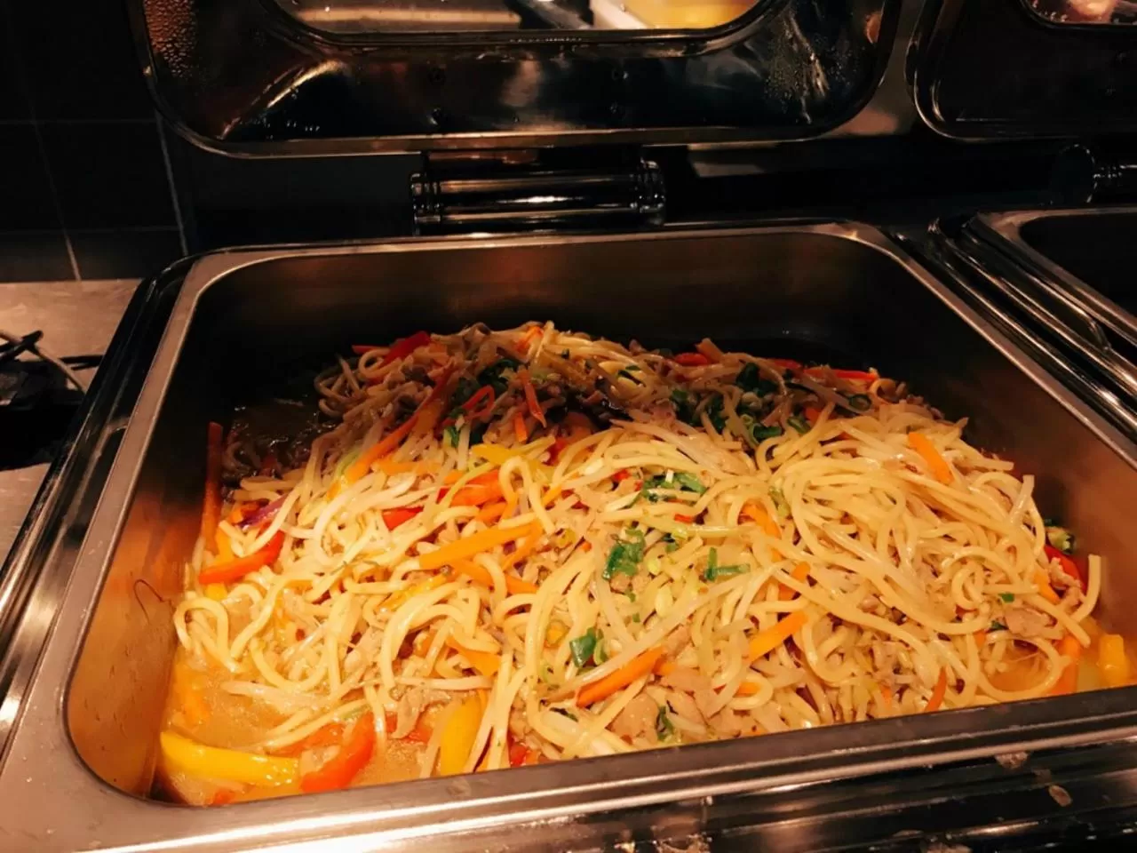 Buffet breakfast in Hotel Midtown Richardson