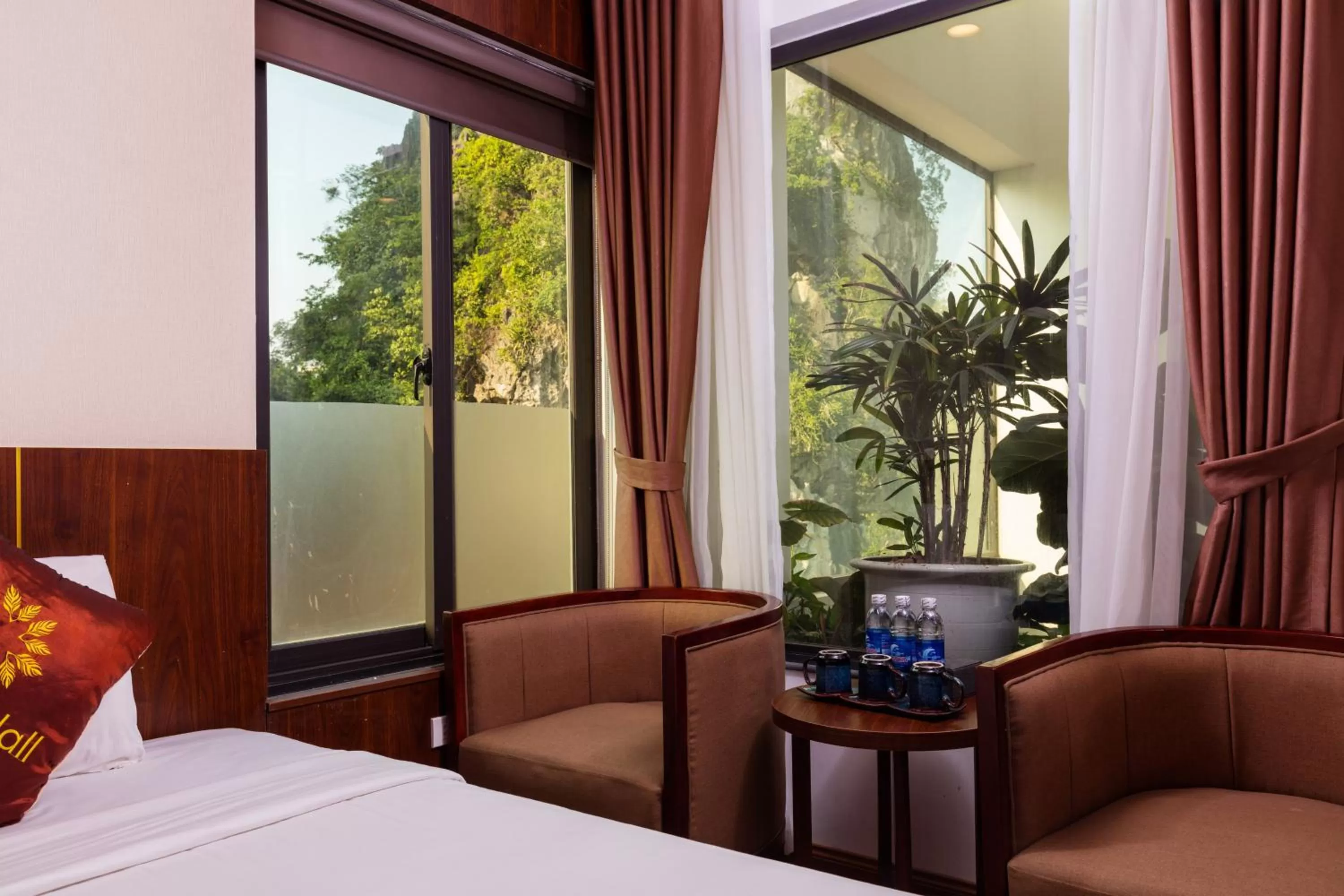 Patio in Liberty Hall Tam Coc Hotel & Villa