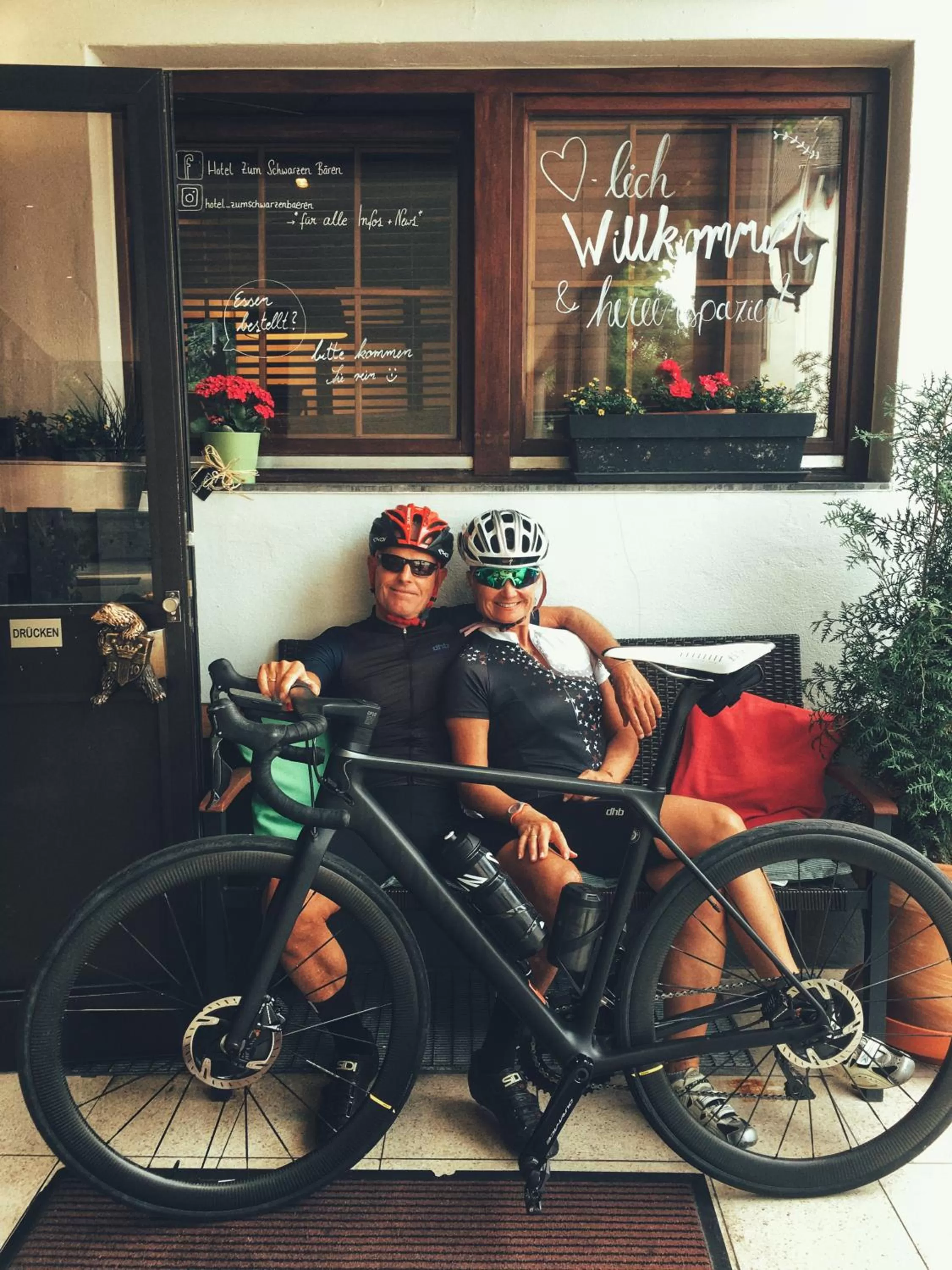 Cycling in Hotel & Weinhaus Zum Schwarzen Bären