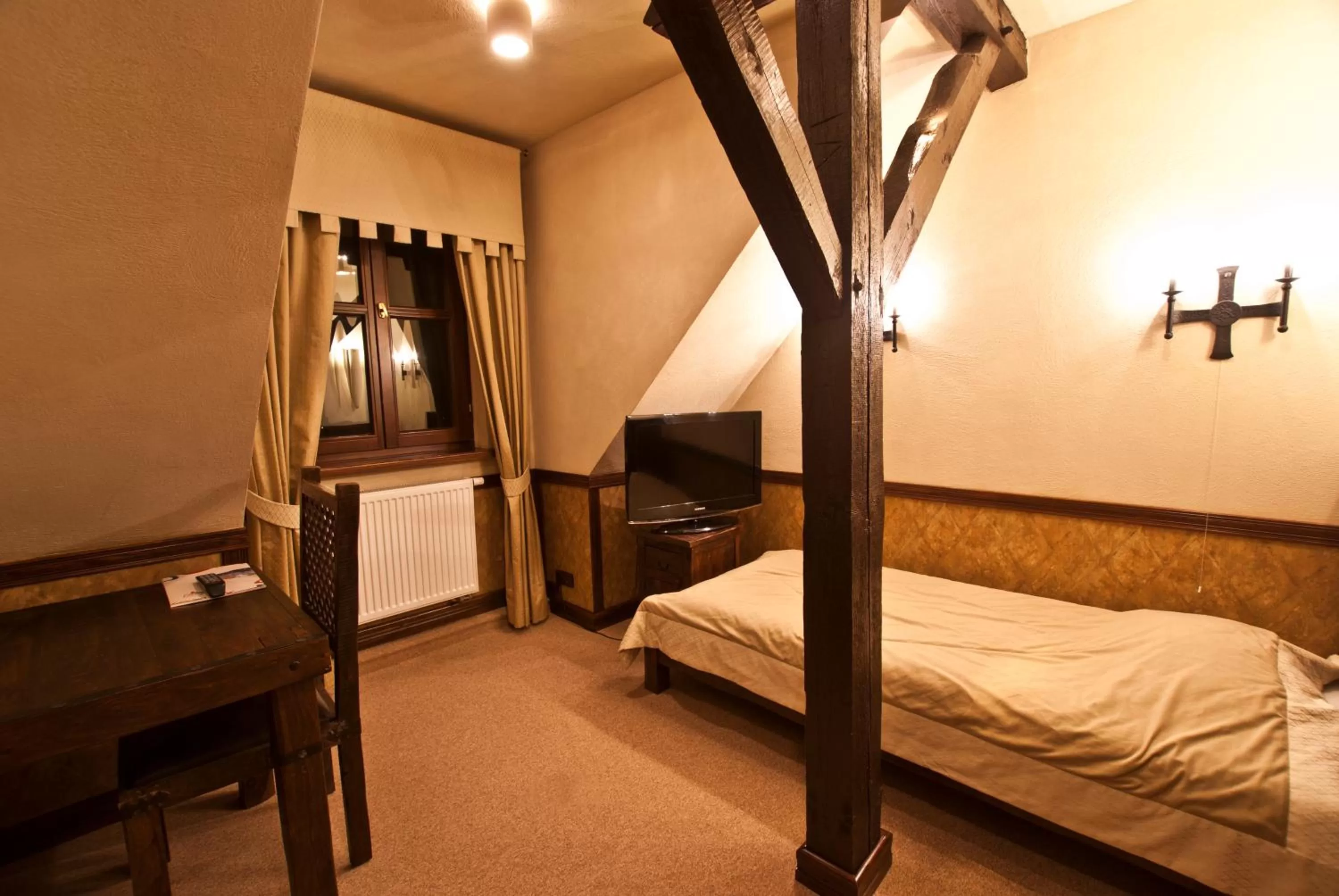 Bed in Zamek Uniejów