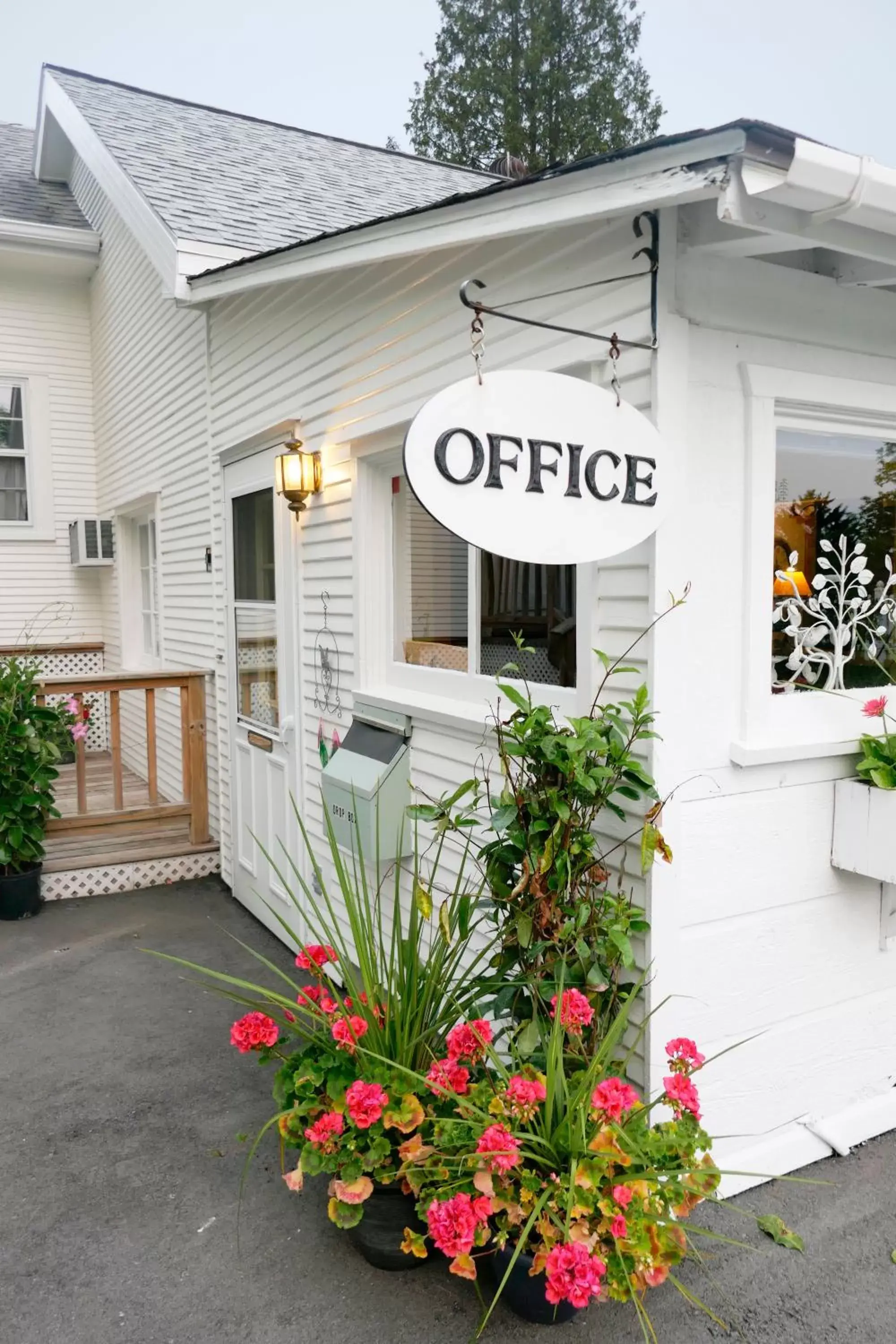 Facade/entrance in Peninsula Park-View Resort Facade/entrance in Peninsula Park-View Resort