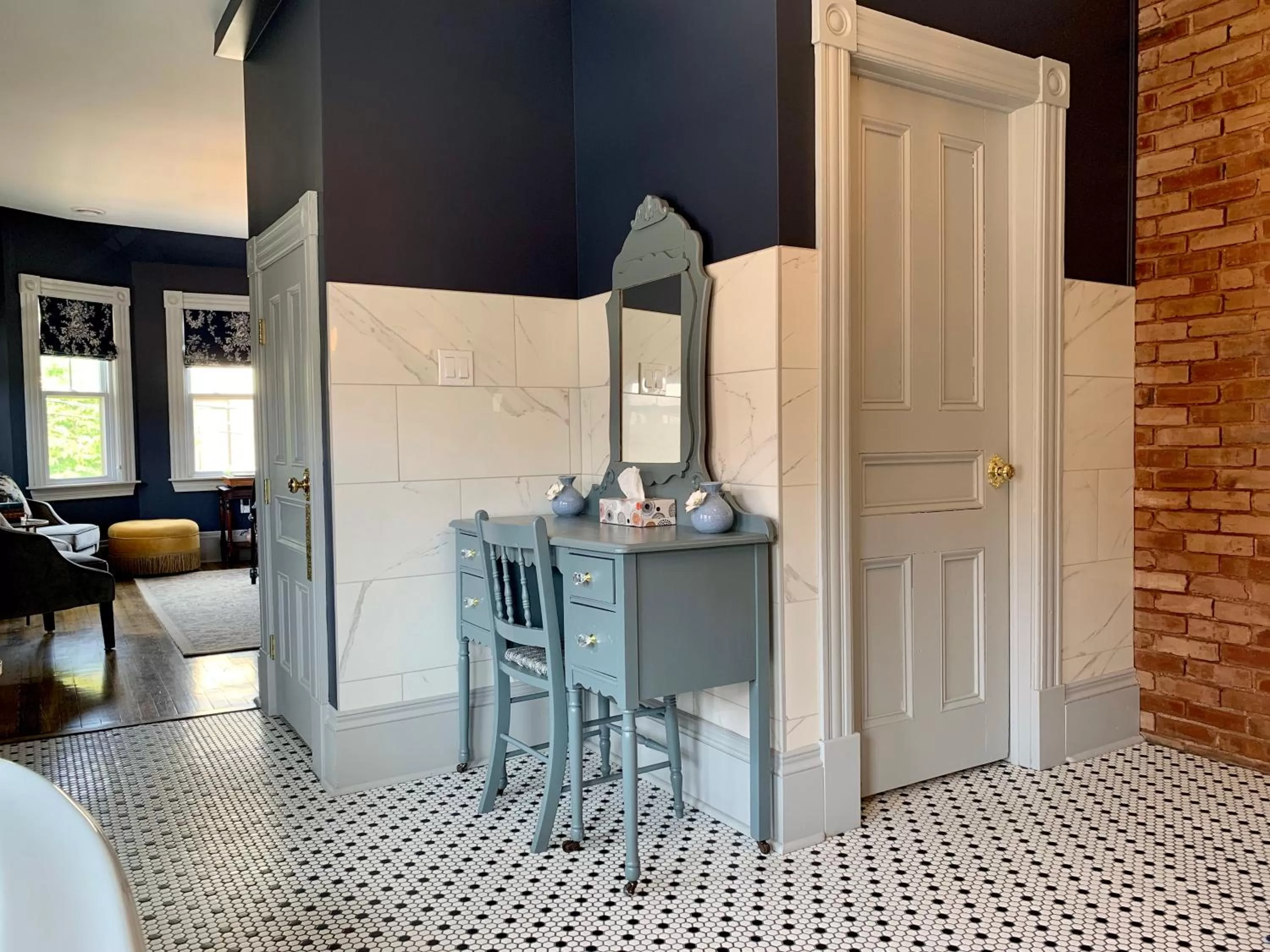 Slaymaker & Nichols Gastro House & Inn