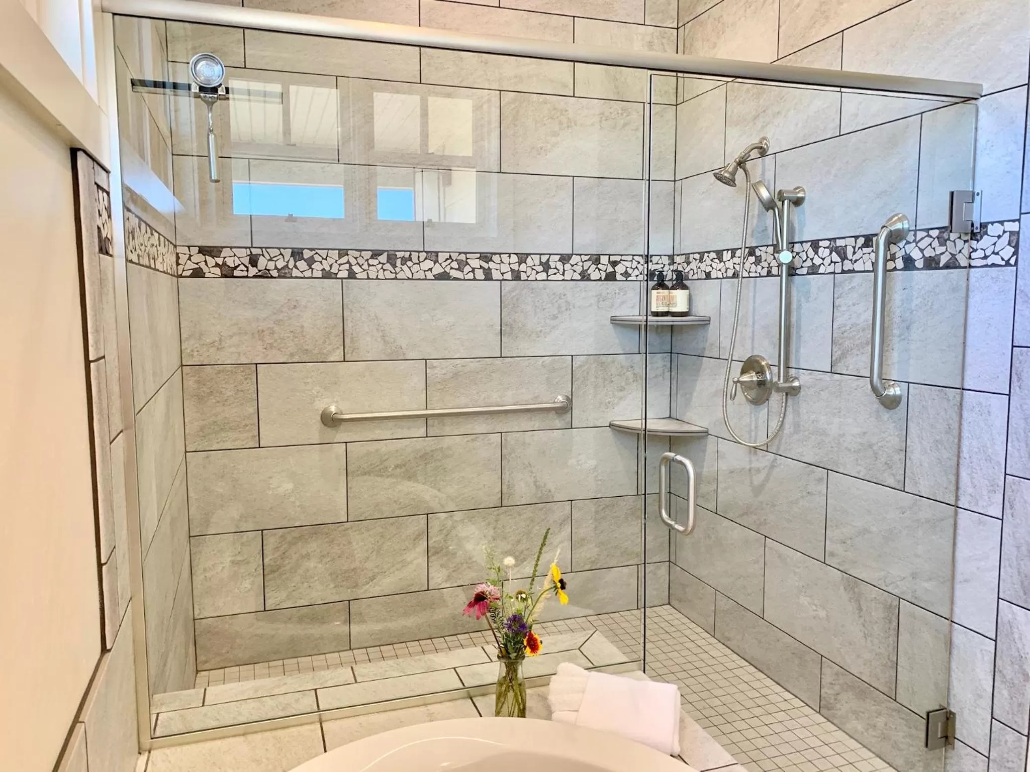 Bathroom in Annie's Place Bed & Breakfast