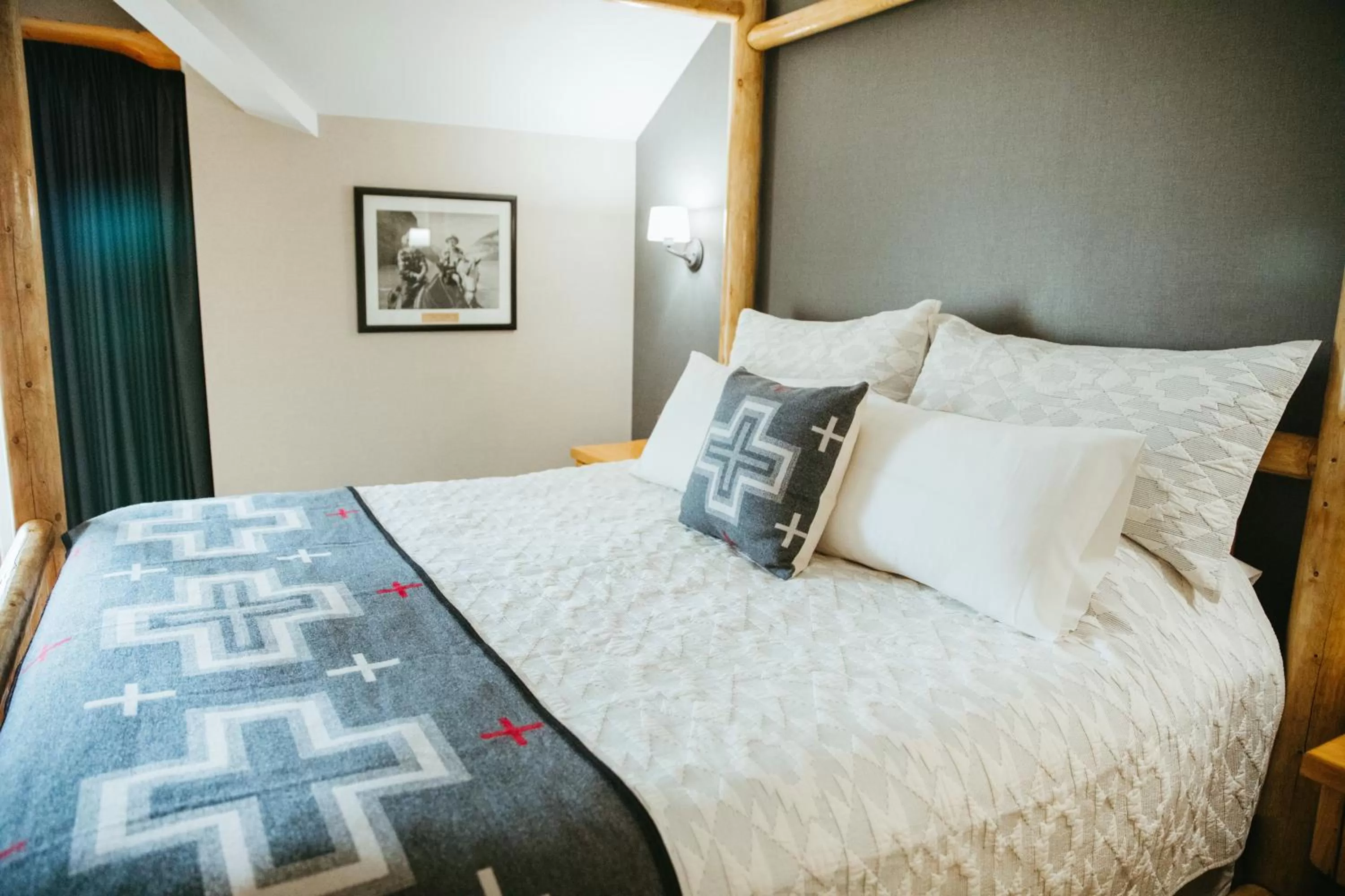 Bed in Brewster Mountain Lodge