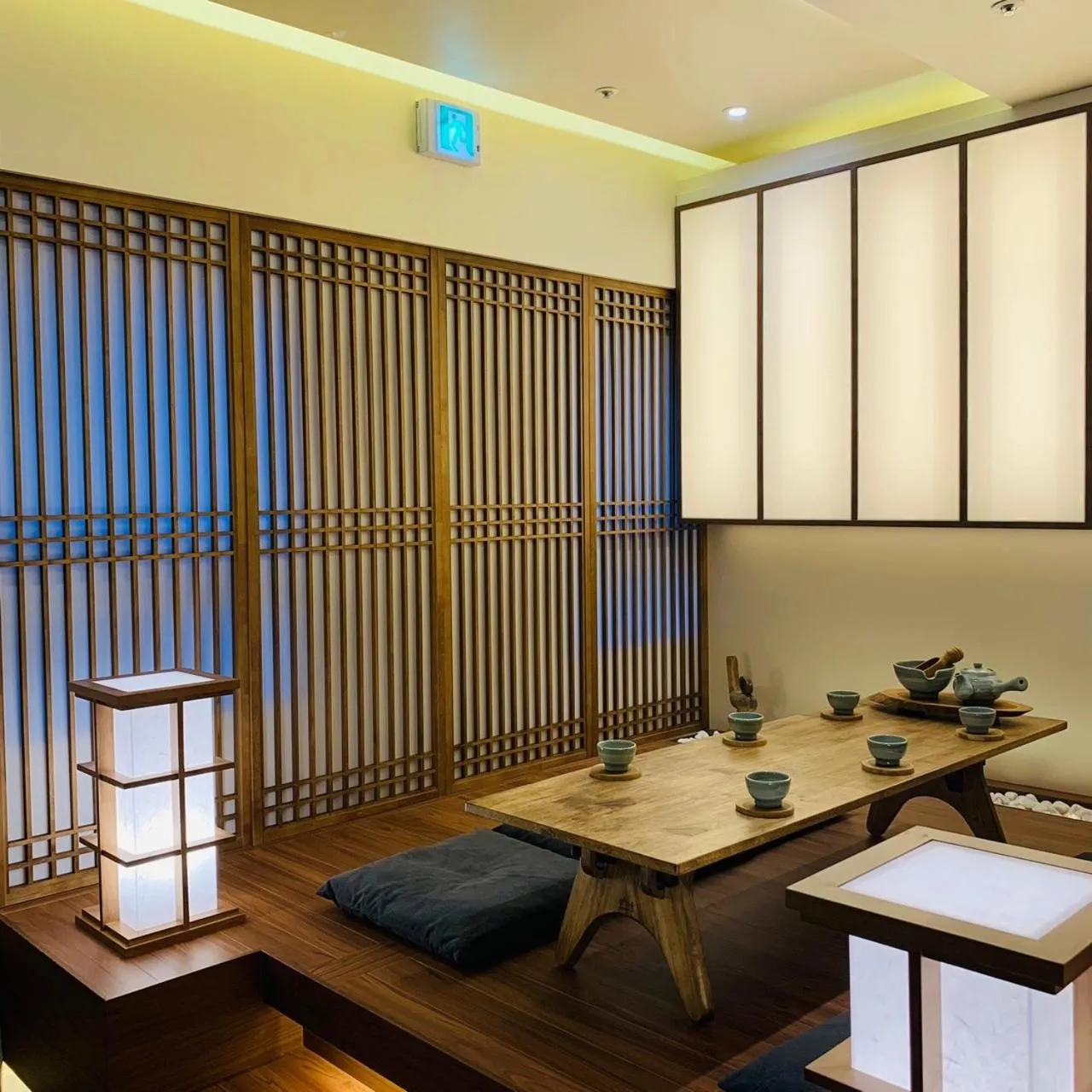 Living room in UH Suite The Jongno