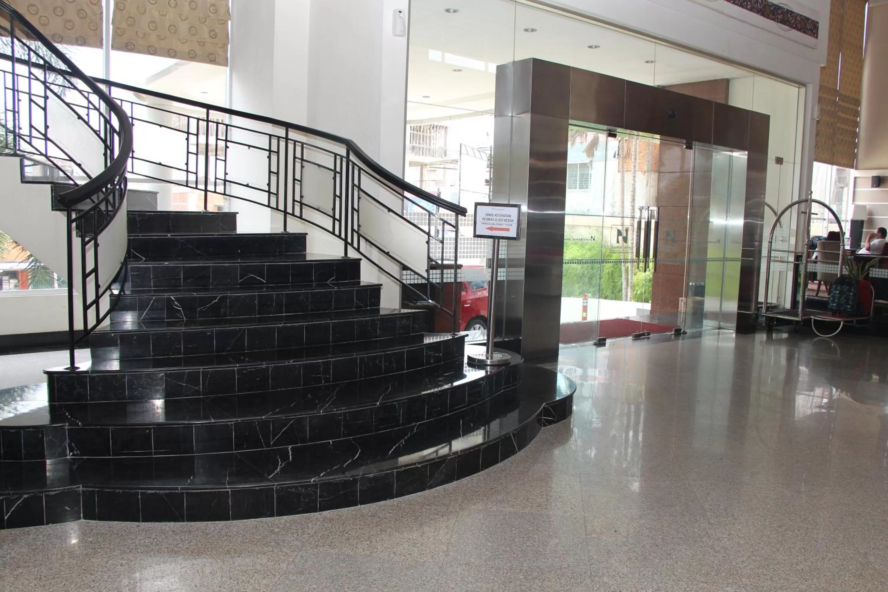 Lobby or reception in Swiss-Belhotel Borneo Samarinda