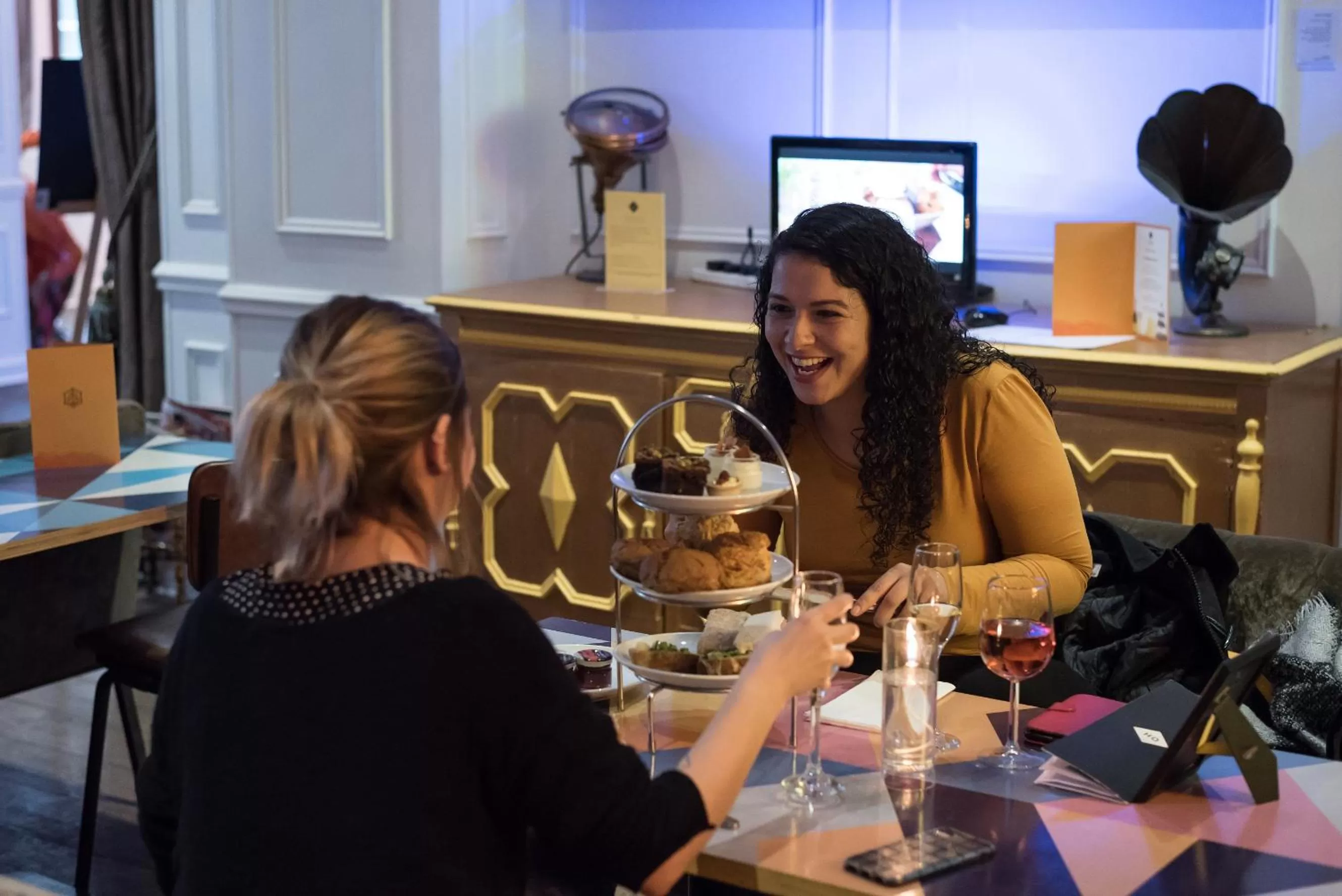 Restaurant/places to eat in The Exhibitionist Hotel