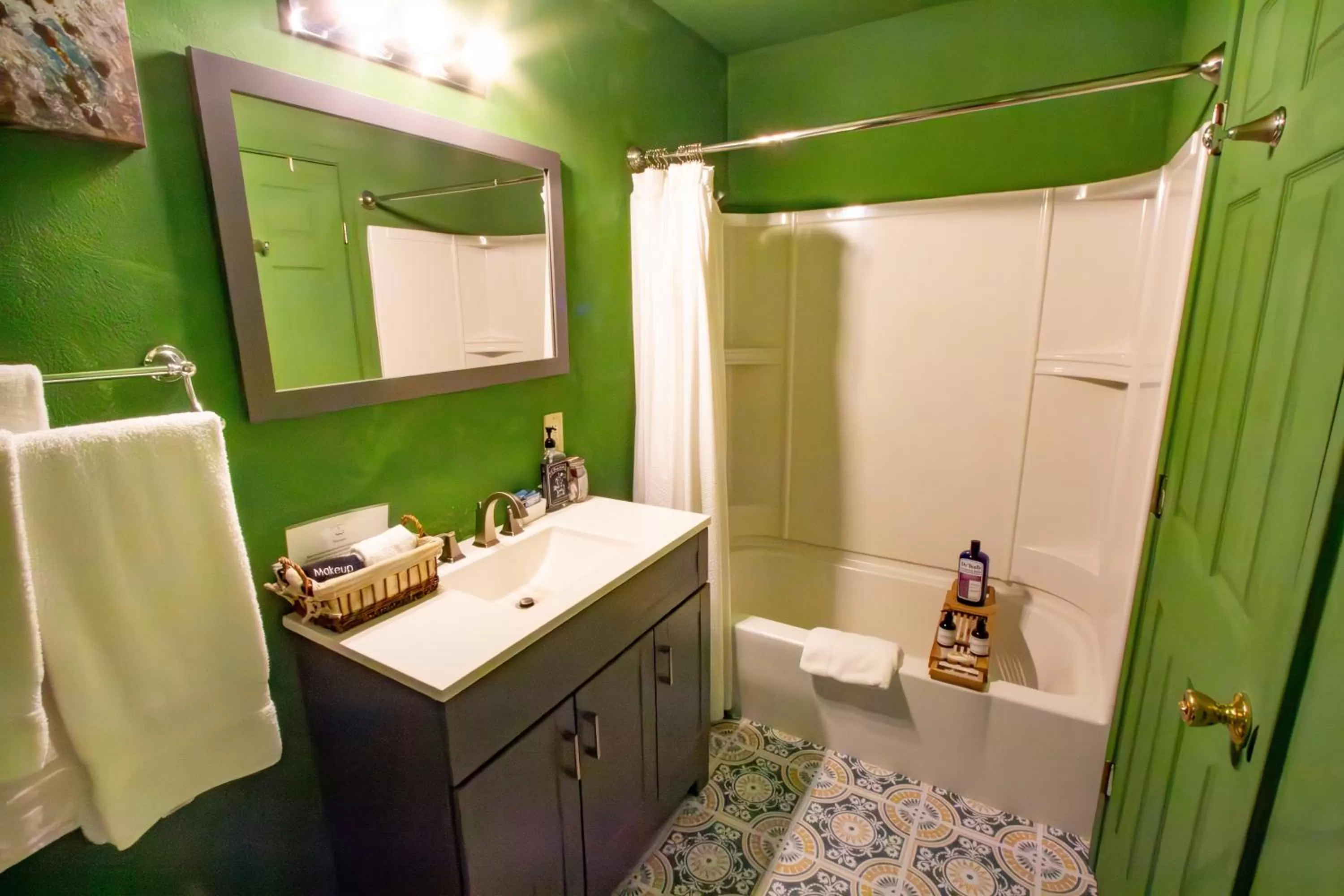 Shower in A Barn At The Quarry