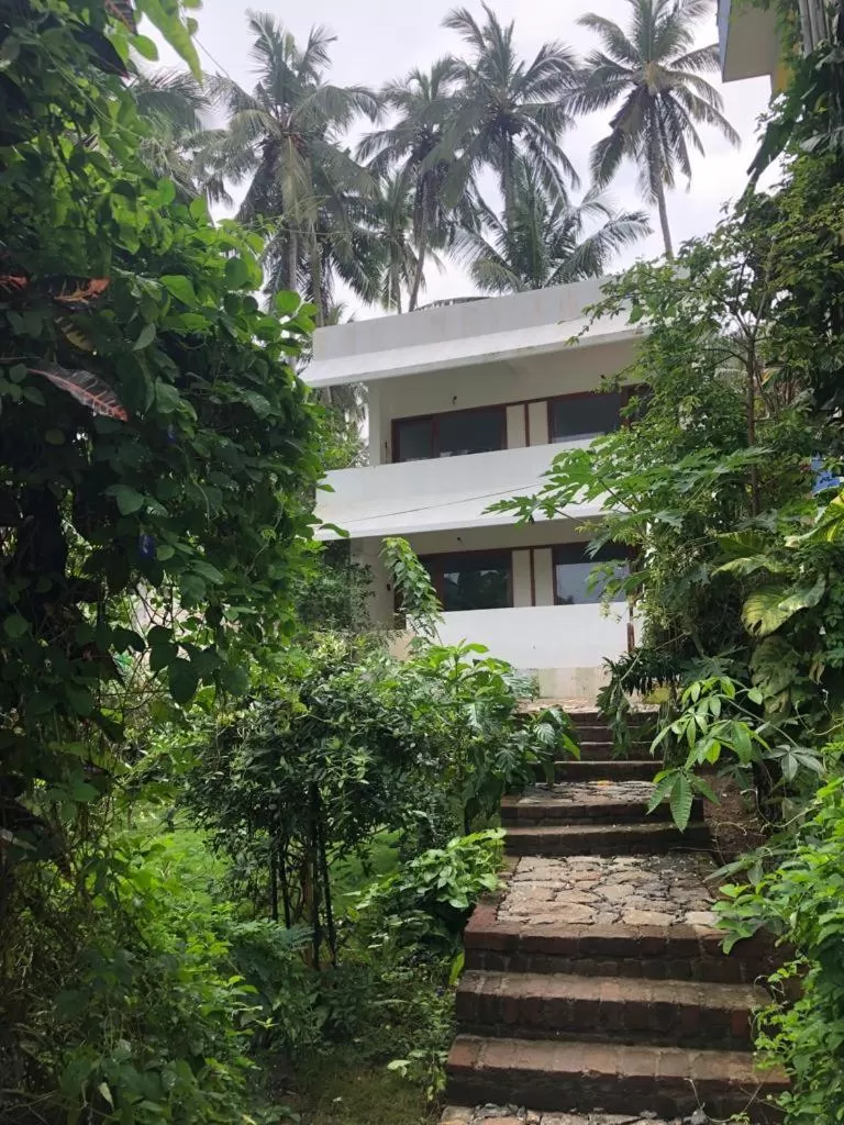 Anitha's Garden Stay