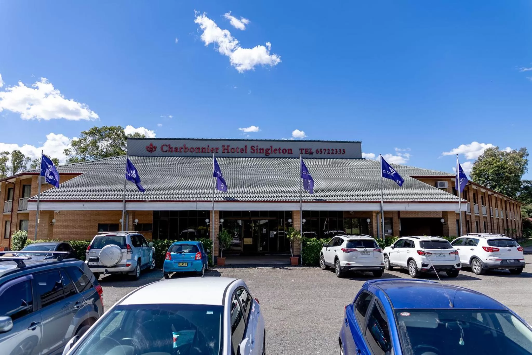 Property building in Charbonnier Motor Inn