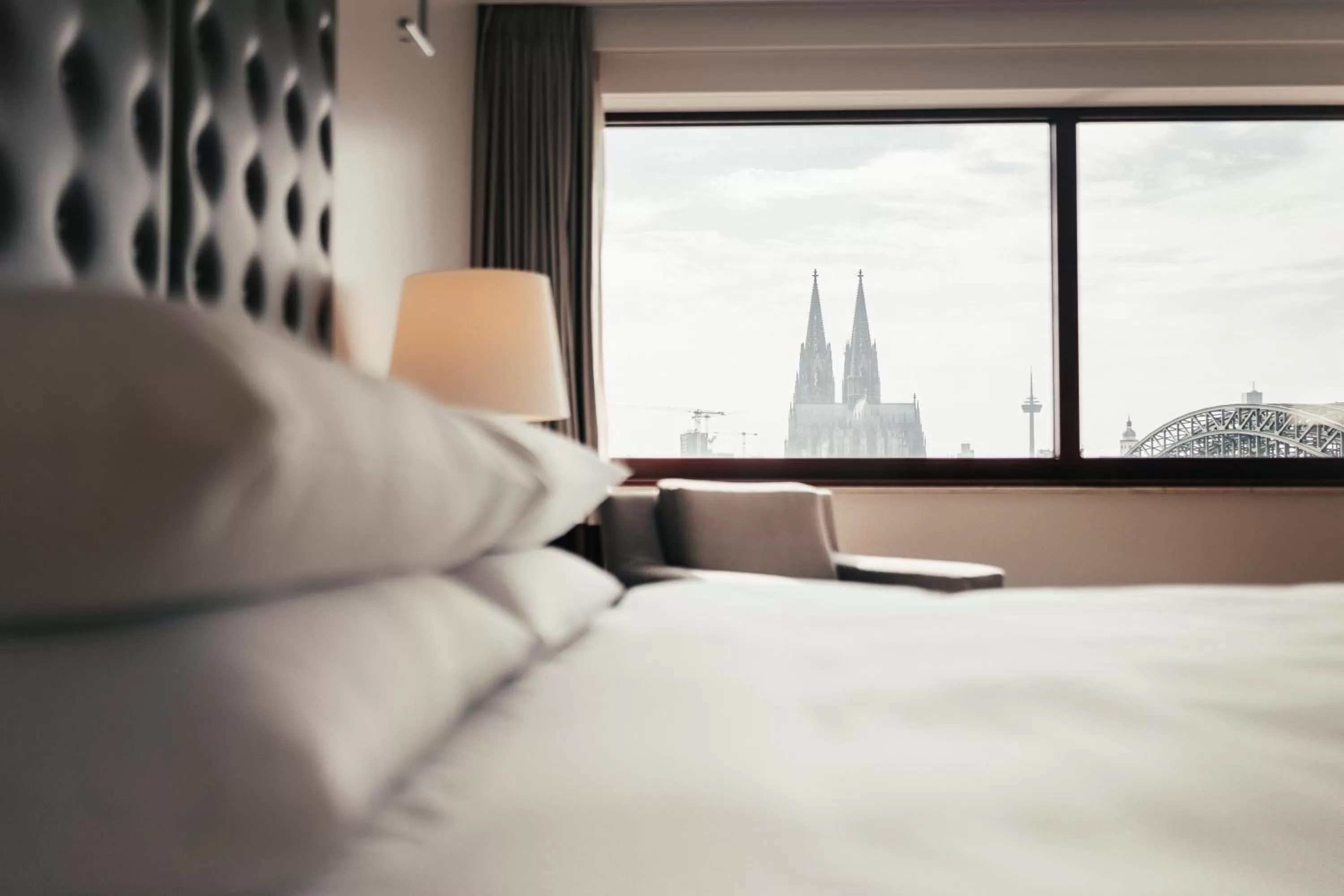 Staff, Bed in Hyatt Regency Köln
