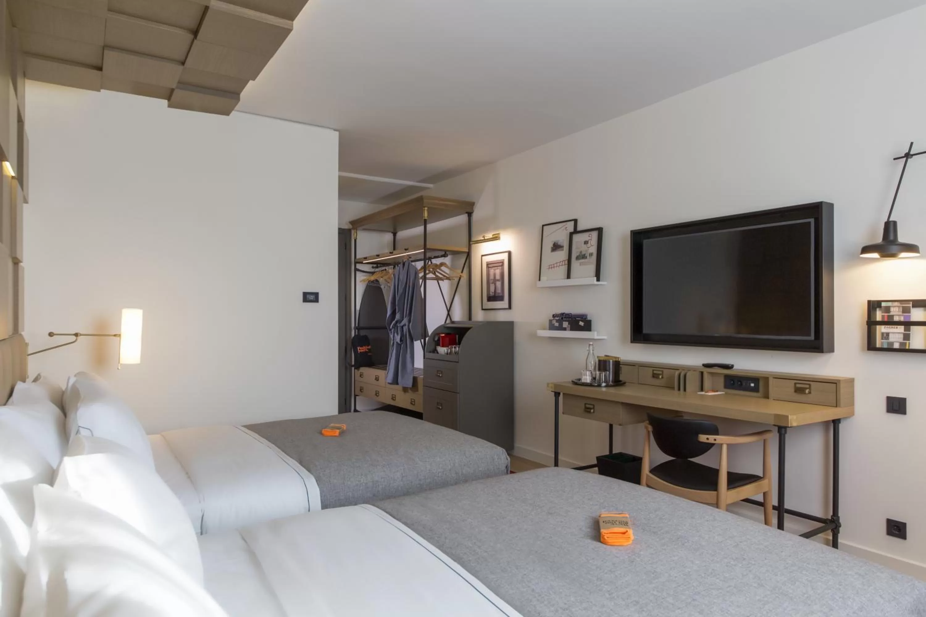 Bedroom, Bed in Canopy by Hilton Zagreb City Centre