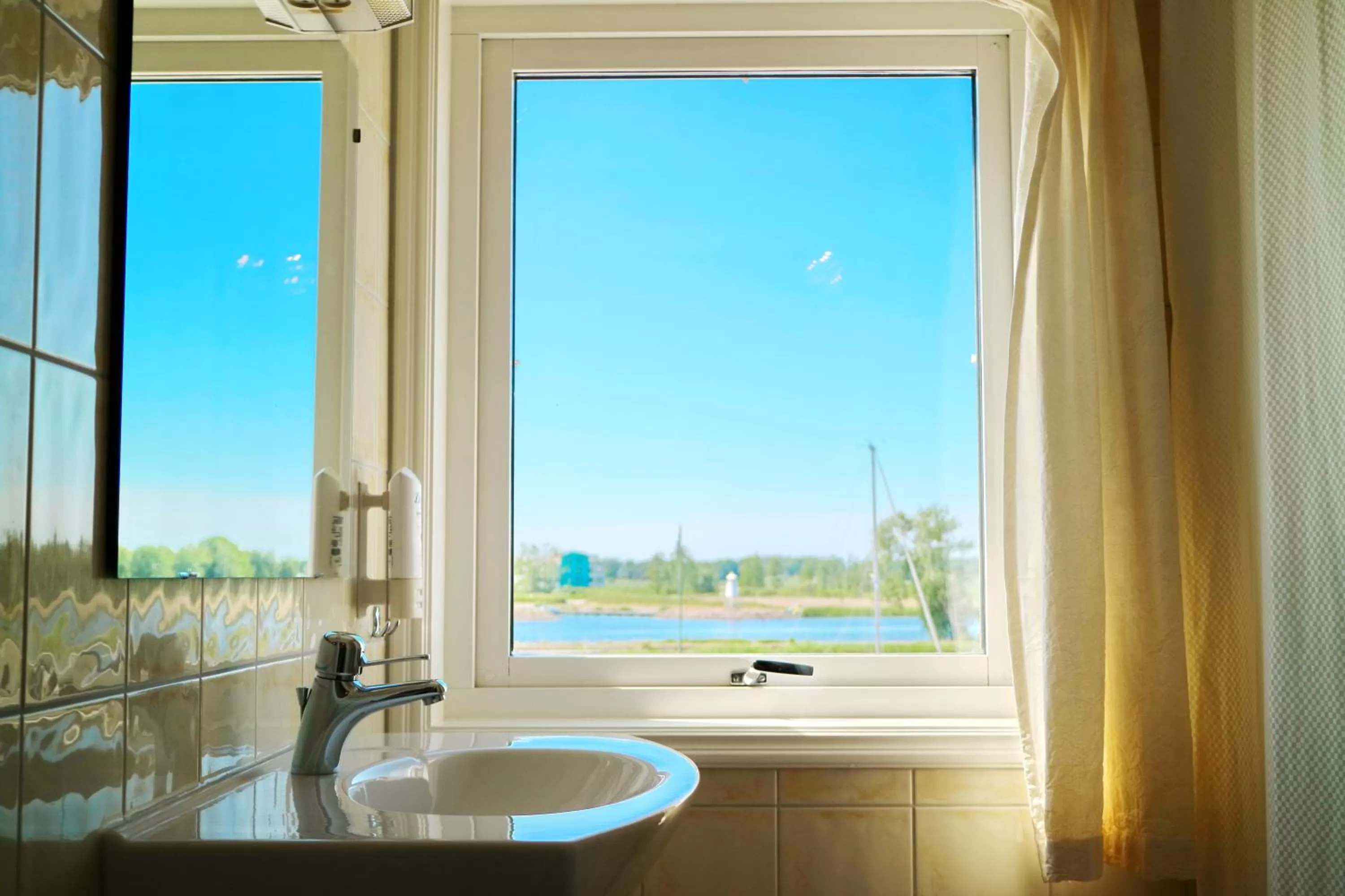 Bathroom in Vänerport Lakefront Hotell