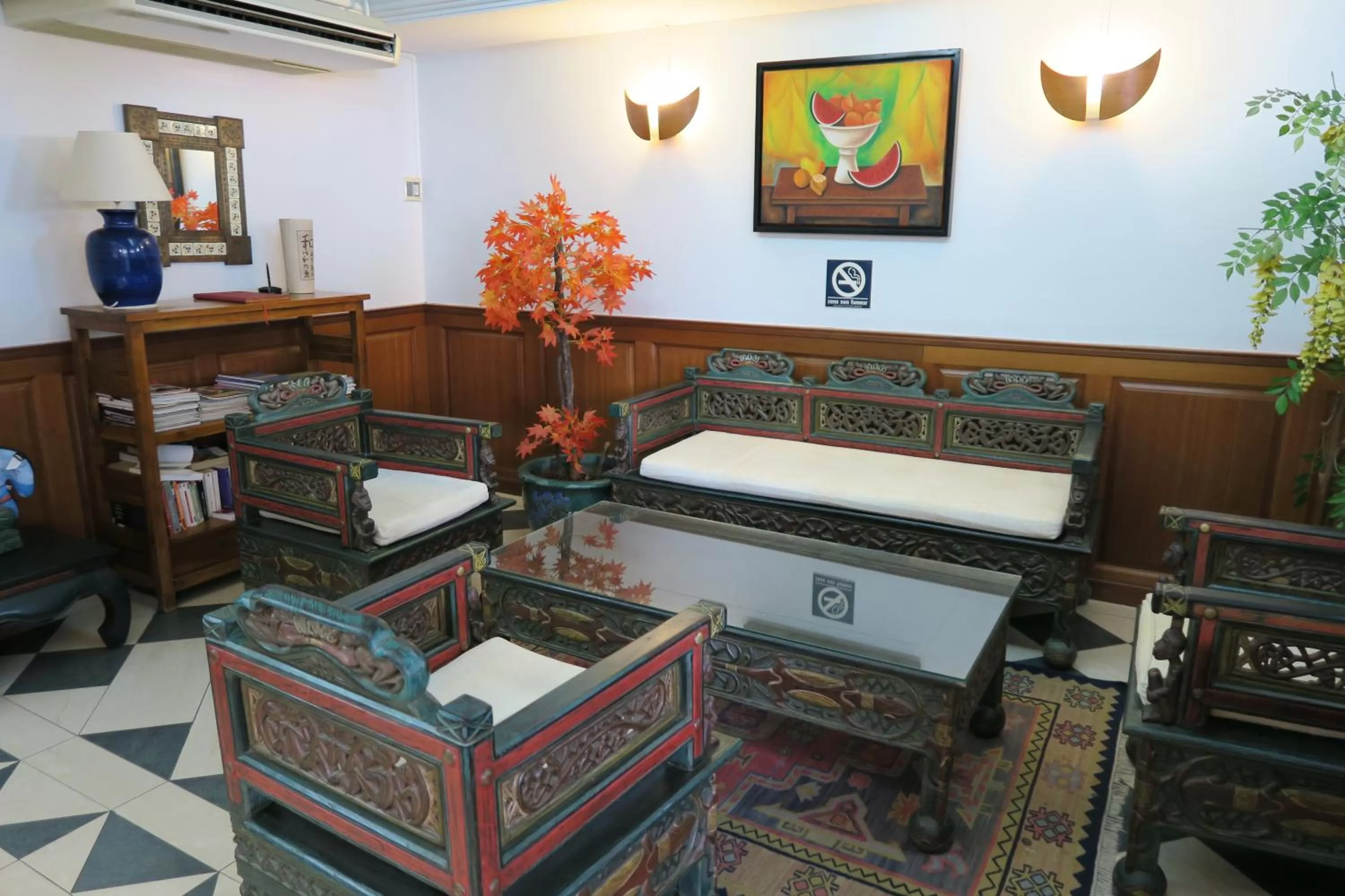 Lobby or reception in Central Hotel