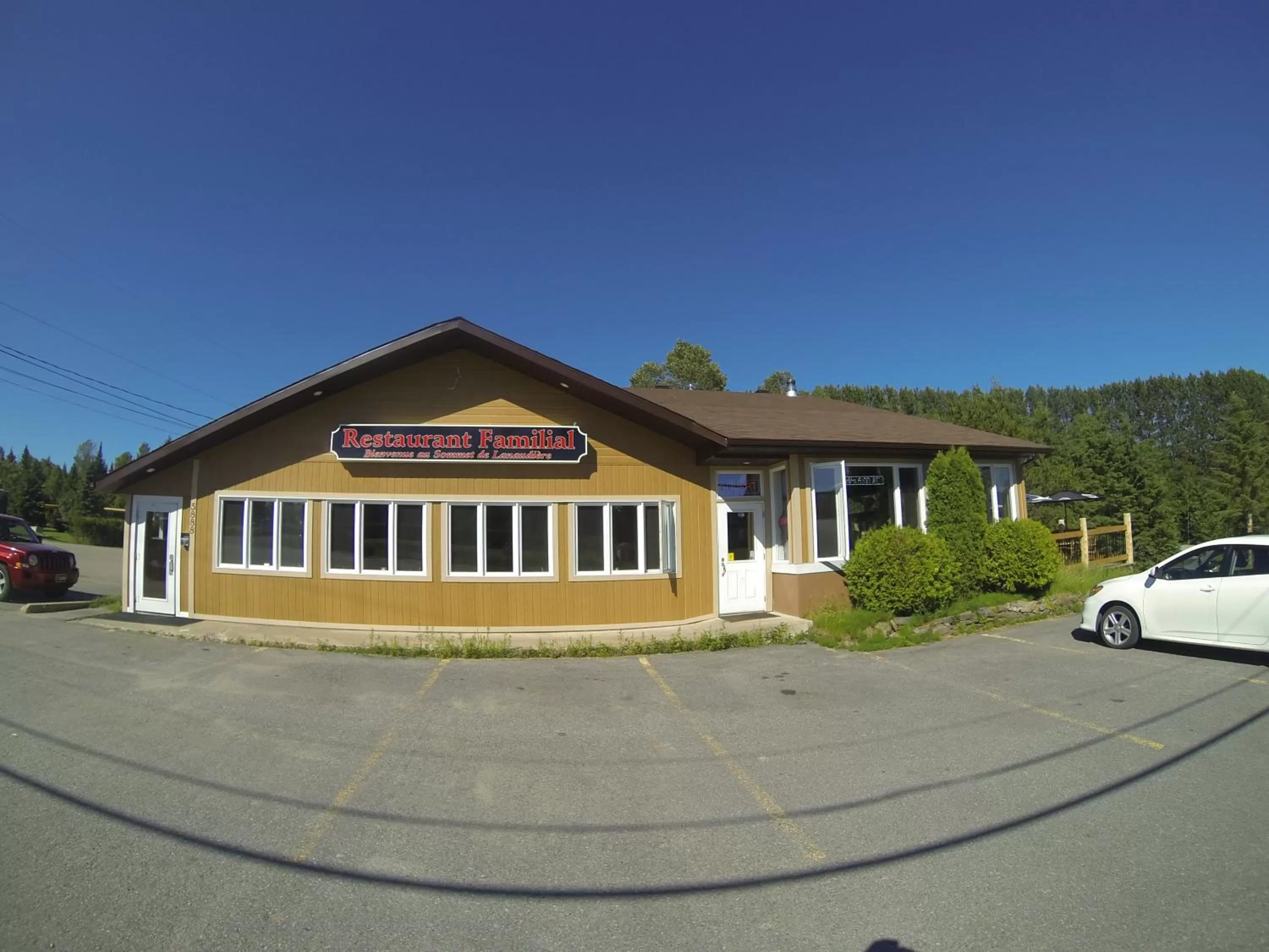 Nearby landmark, Property Building in Hébergement chez le D