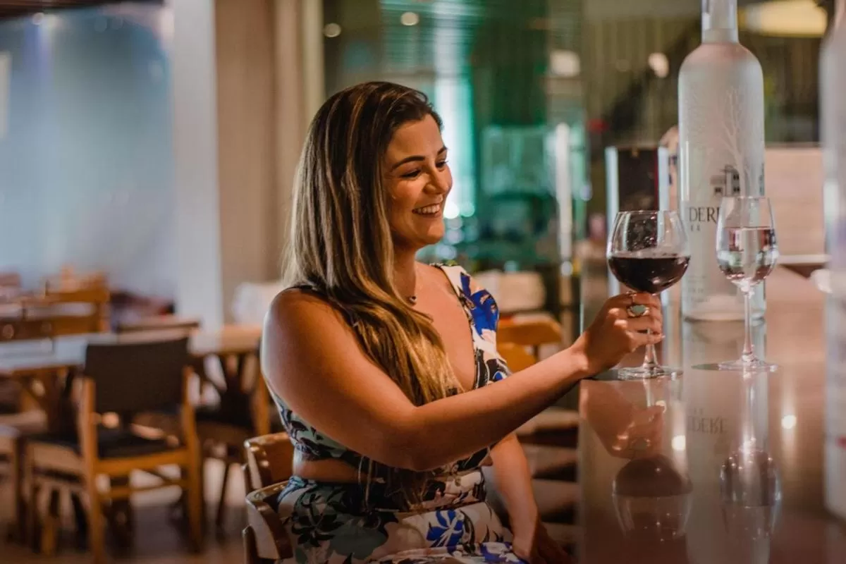 Restaurant/places to eat in Paradiso Corporate