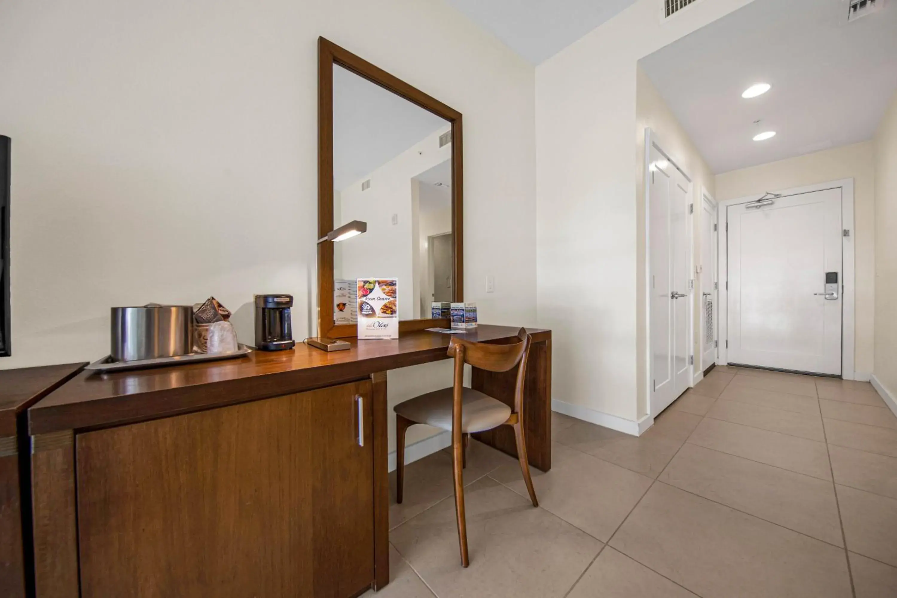 Family Room with Balcony in Peninsula Island Resort & Spa - Beachfront Property at South Padre Island Family Room with Balcony in Peninsula Island Resort & Spa - Beachfront Property at South Padre Island