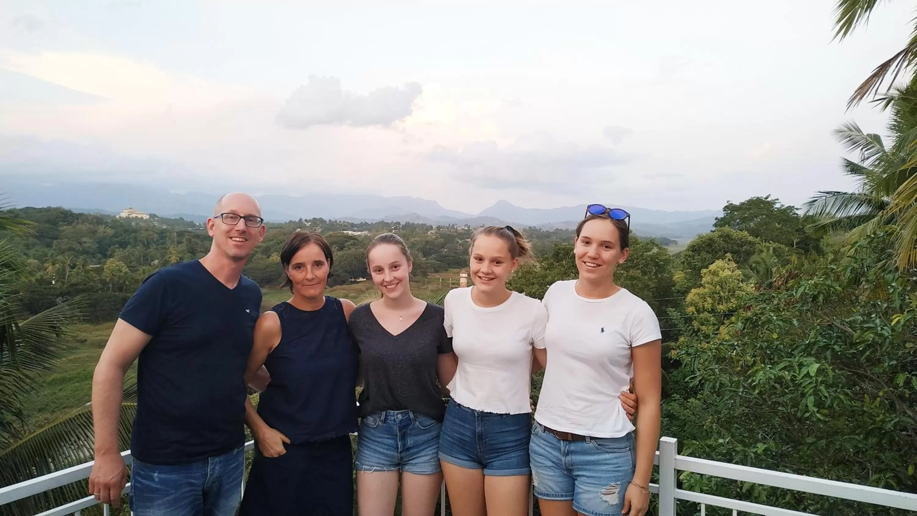 Mountain view in Mahaweli View Inn