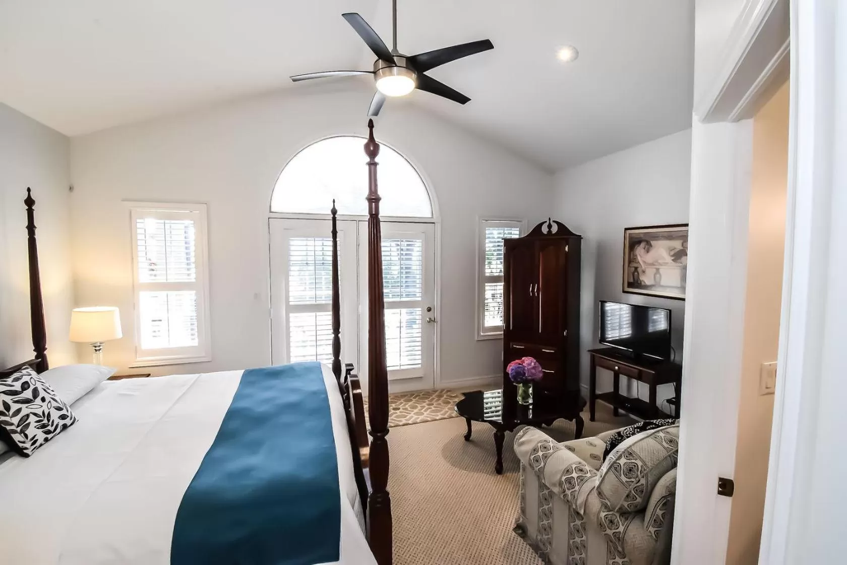 Bed in Graystone Bed & Breakfast