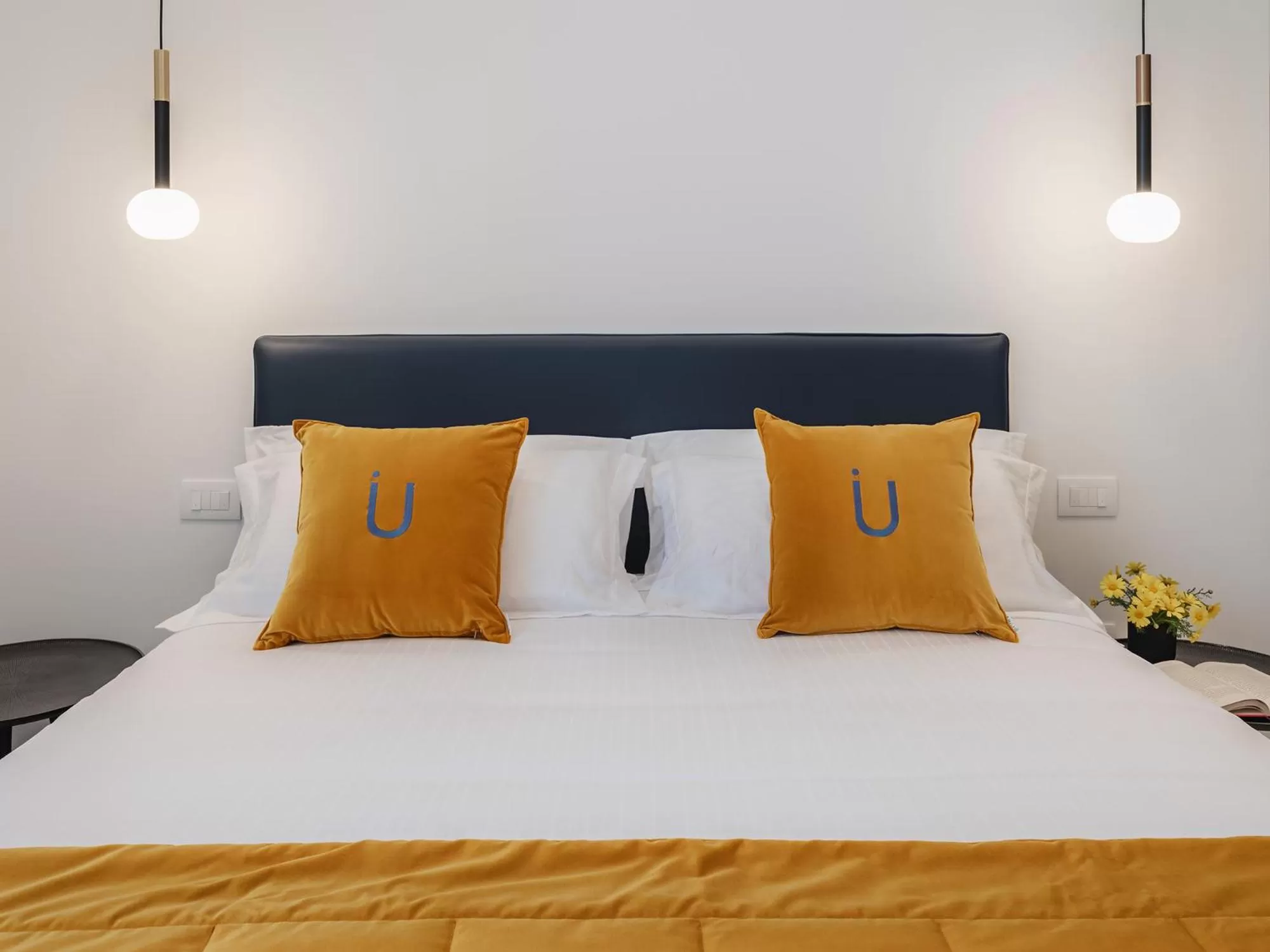 Bed in Living u HomeSuites