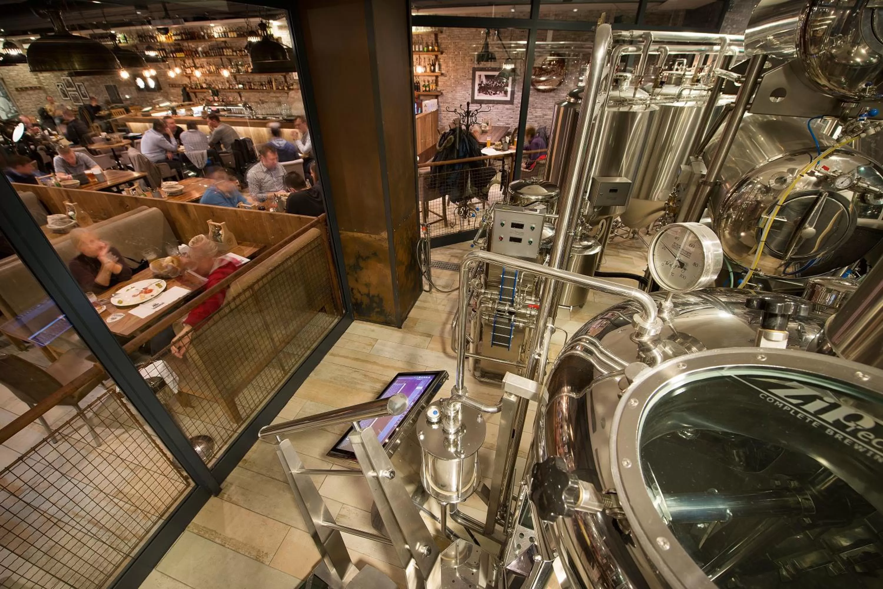 Restaurant/places to eat in Wilson Palace by LOFT