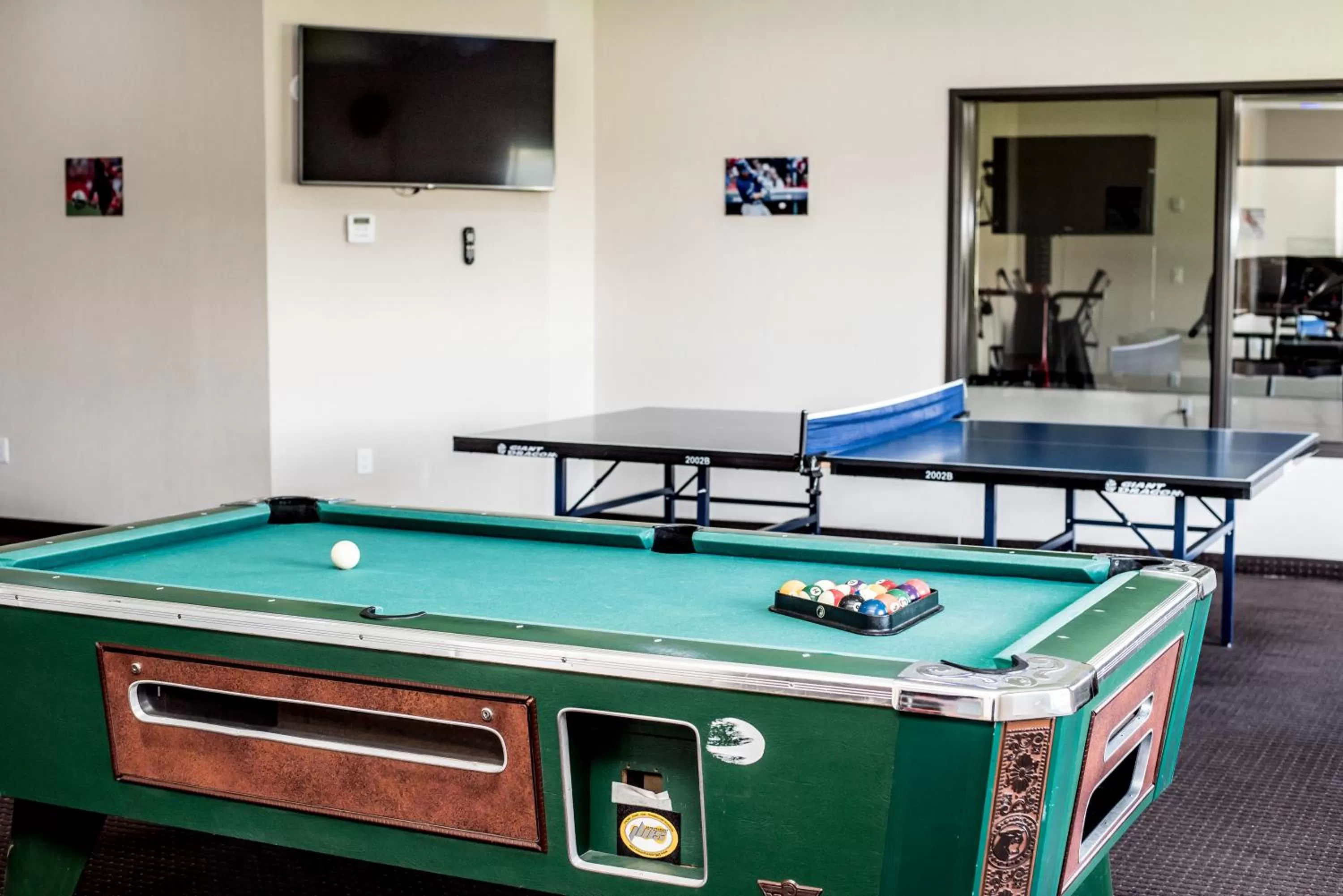 Billiard in Comfort Inn & Suites