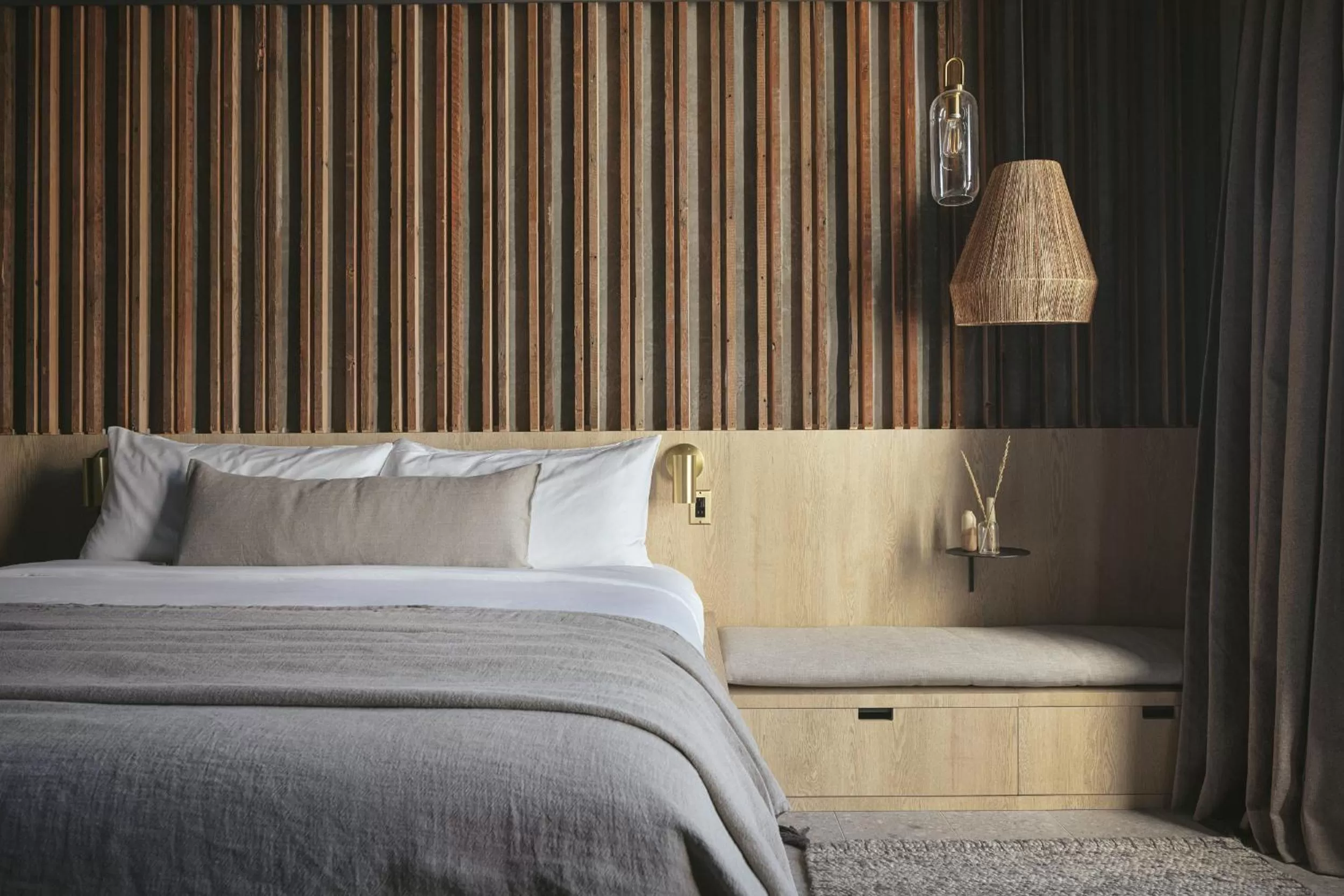 Bed in Drift Santa Barbara, a Member of Design Hotels