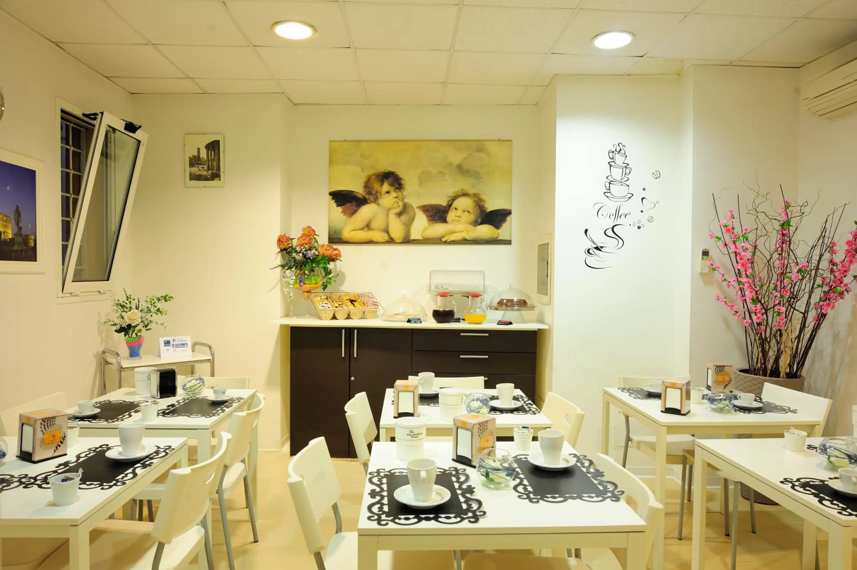 Coffee/tea facilities, Restaurant/Places to Eat in Relais San Pietro