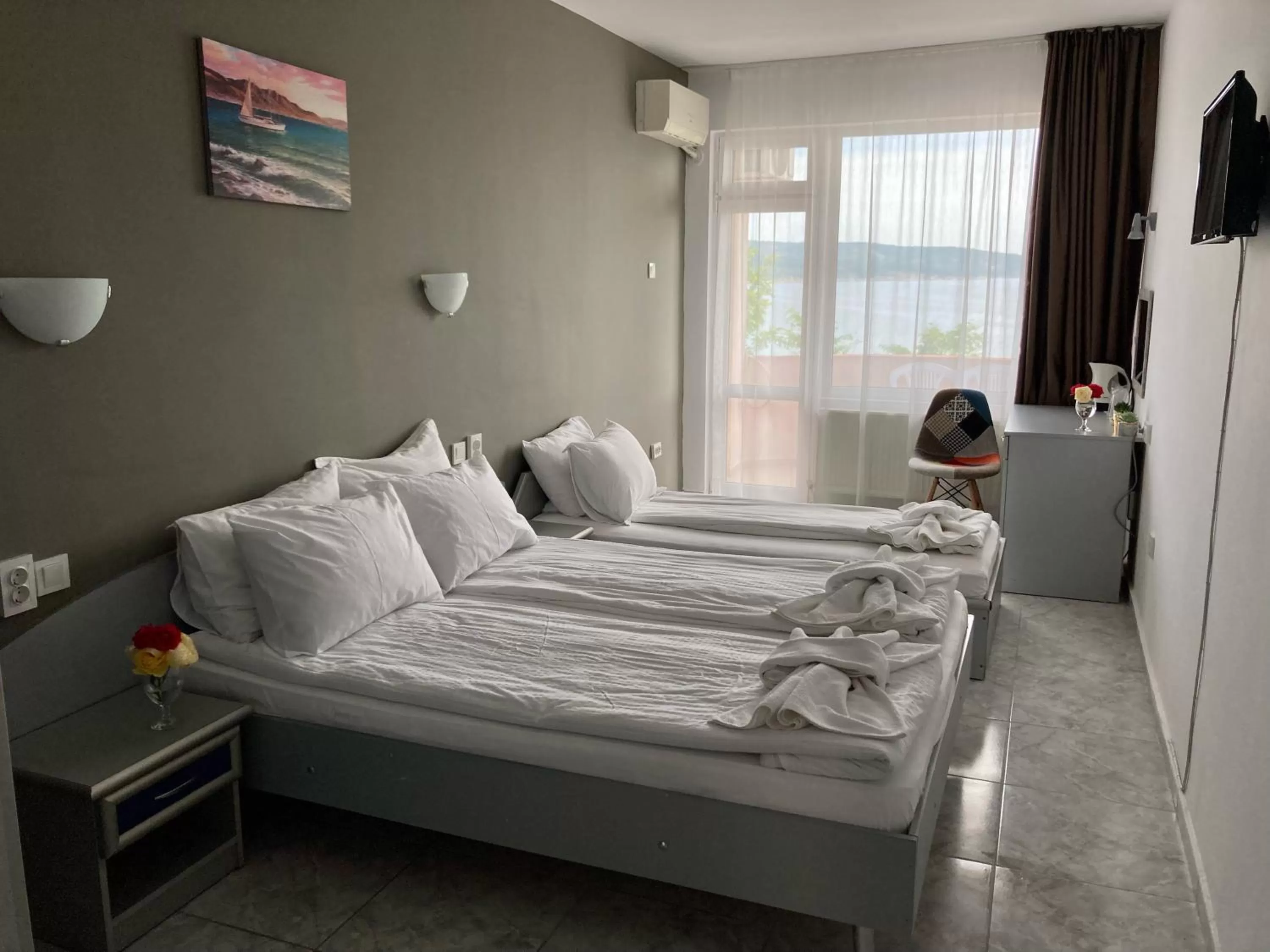 Property building, Bed in Plovdiv Hotel