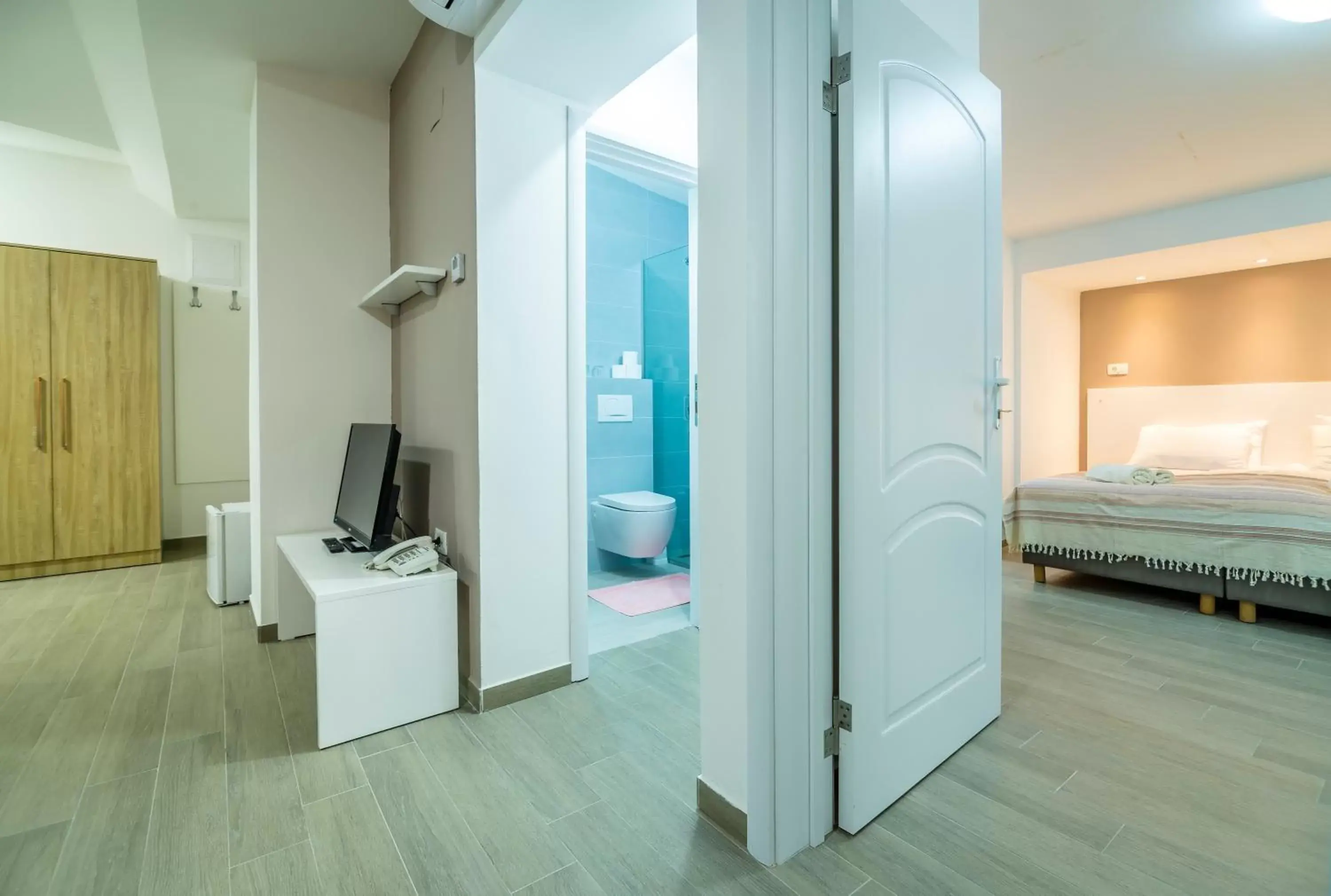 Apartment with Lake View - Top Floor in Villa Jordan Apartment with Lake View - Top Floor in Villa Jordan