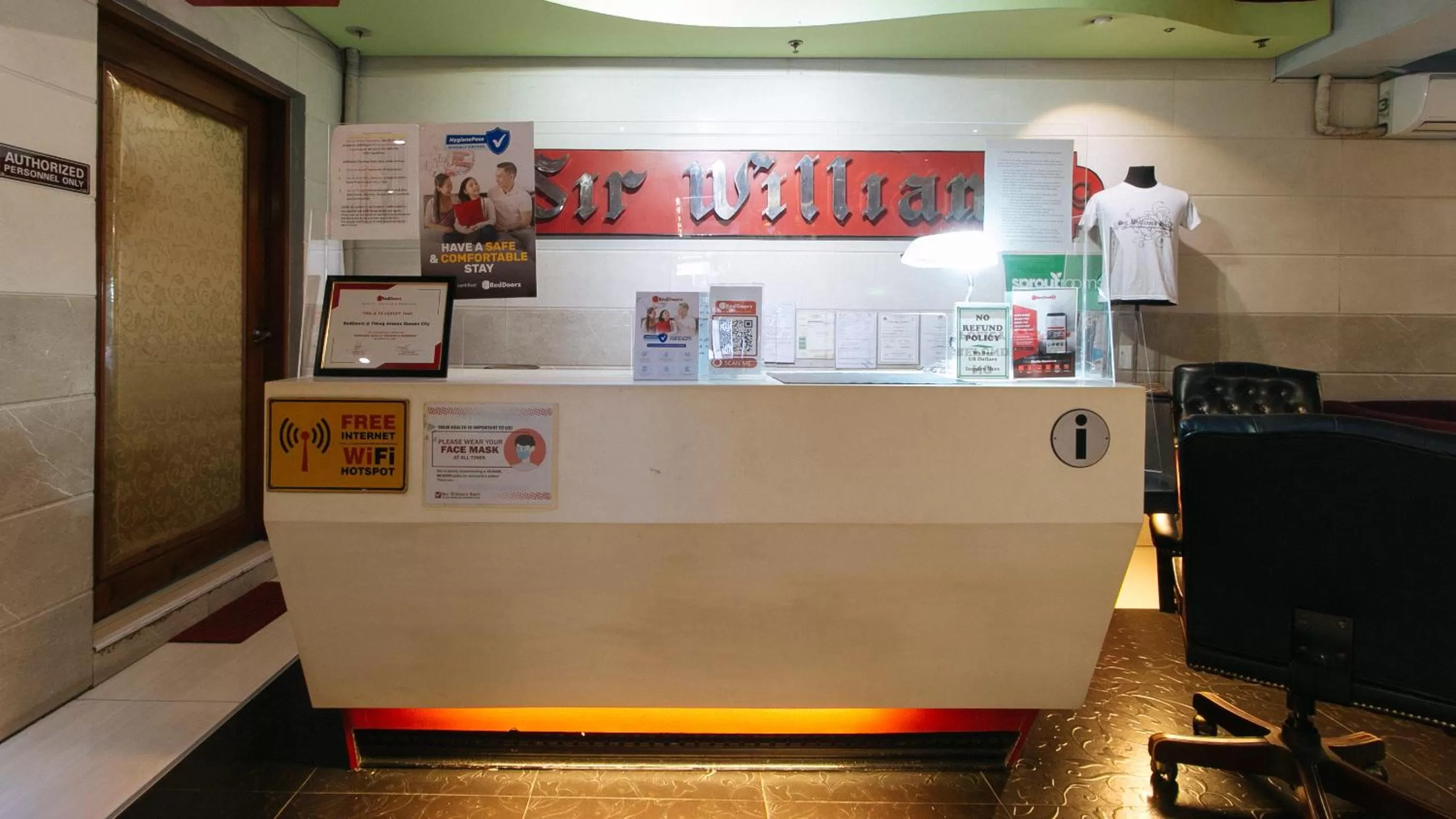 Lobby or reception in RedDoorz at Timog Avenue Quezon City