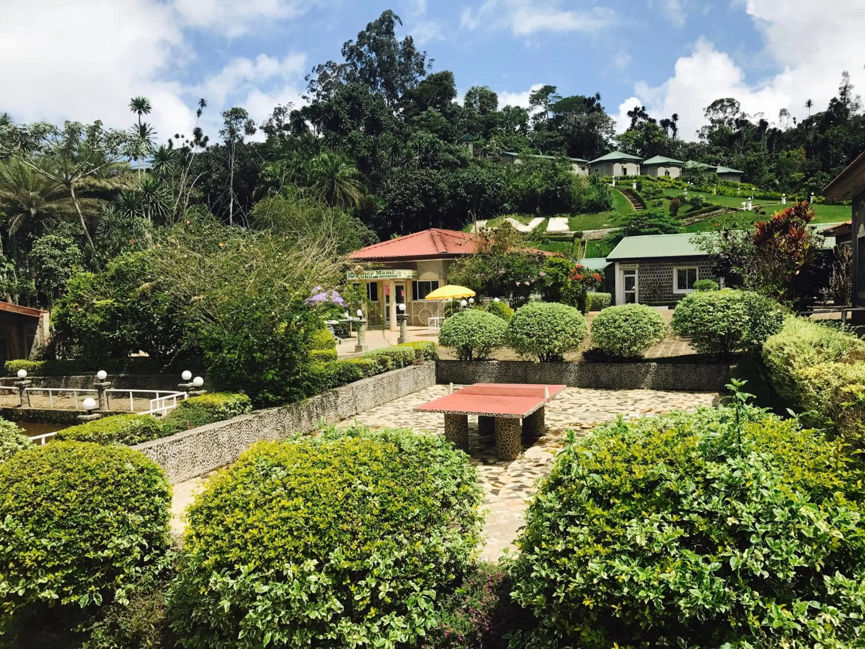 Property Building in La Vallée de Bana