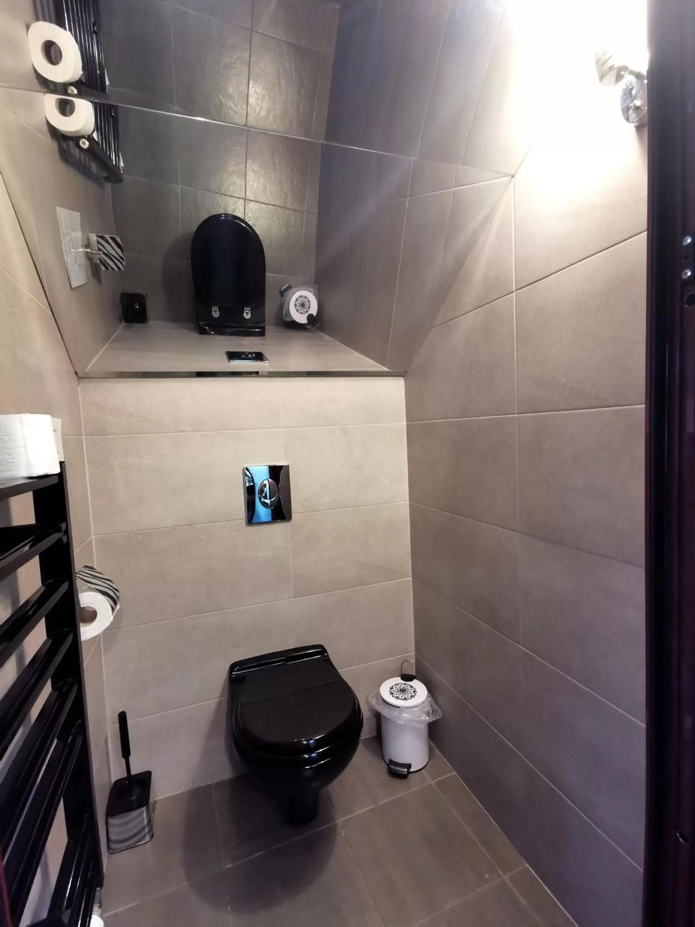 Bathroom in Hotel Africa