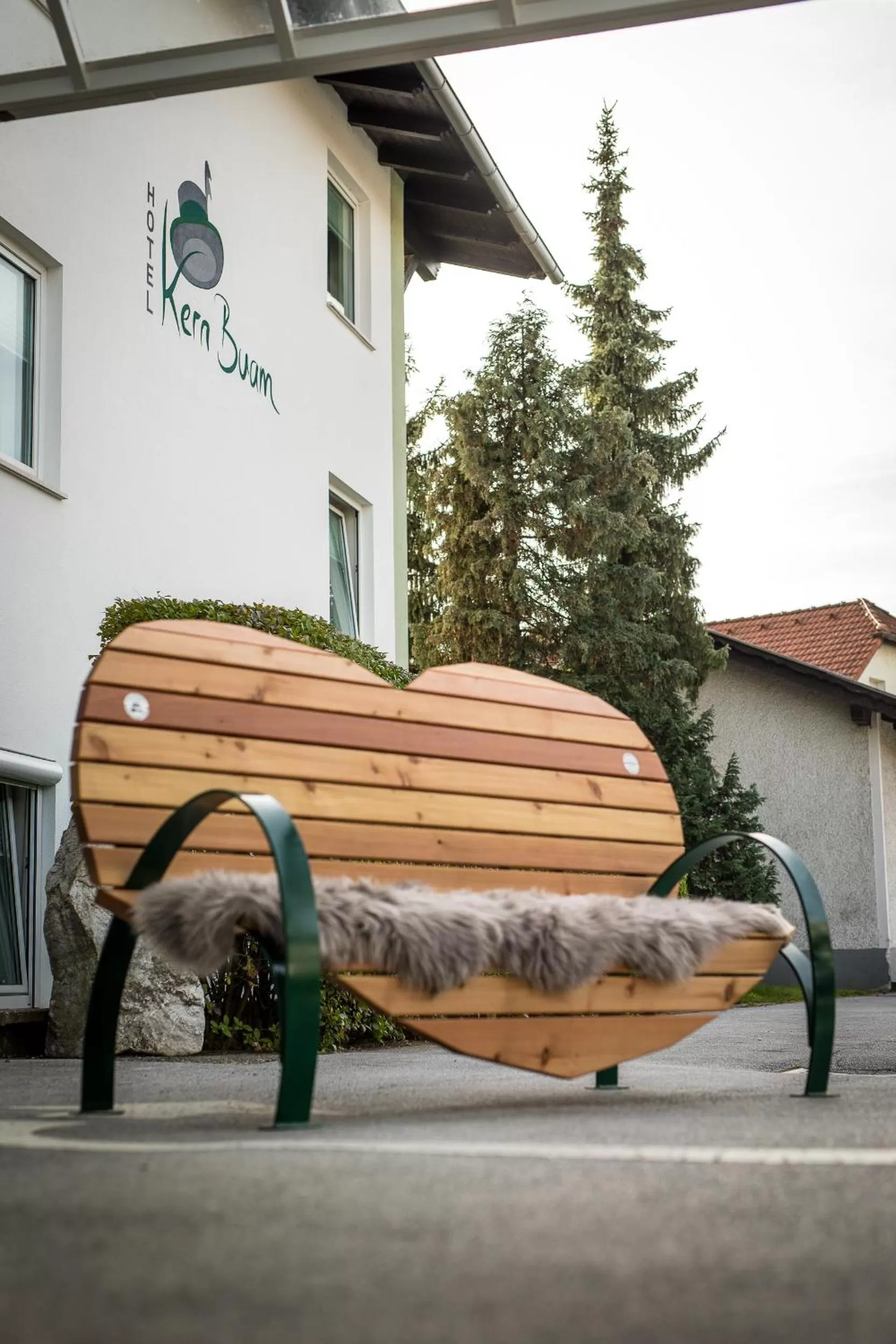 Facade/entrance in Hotel Kern Buam